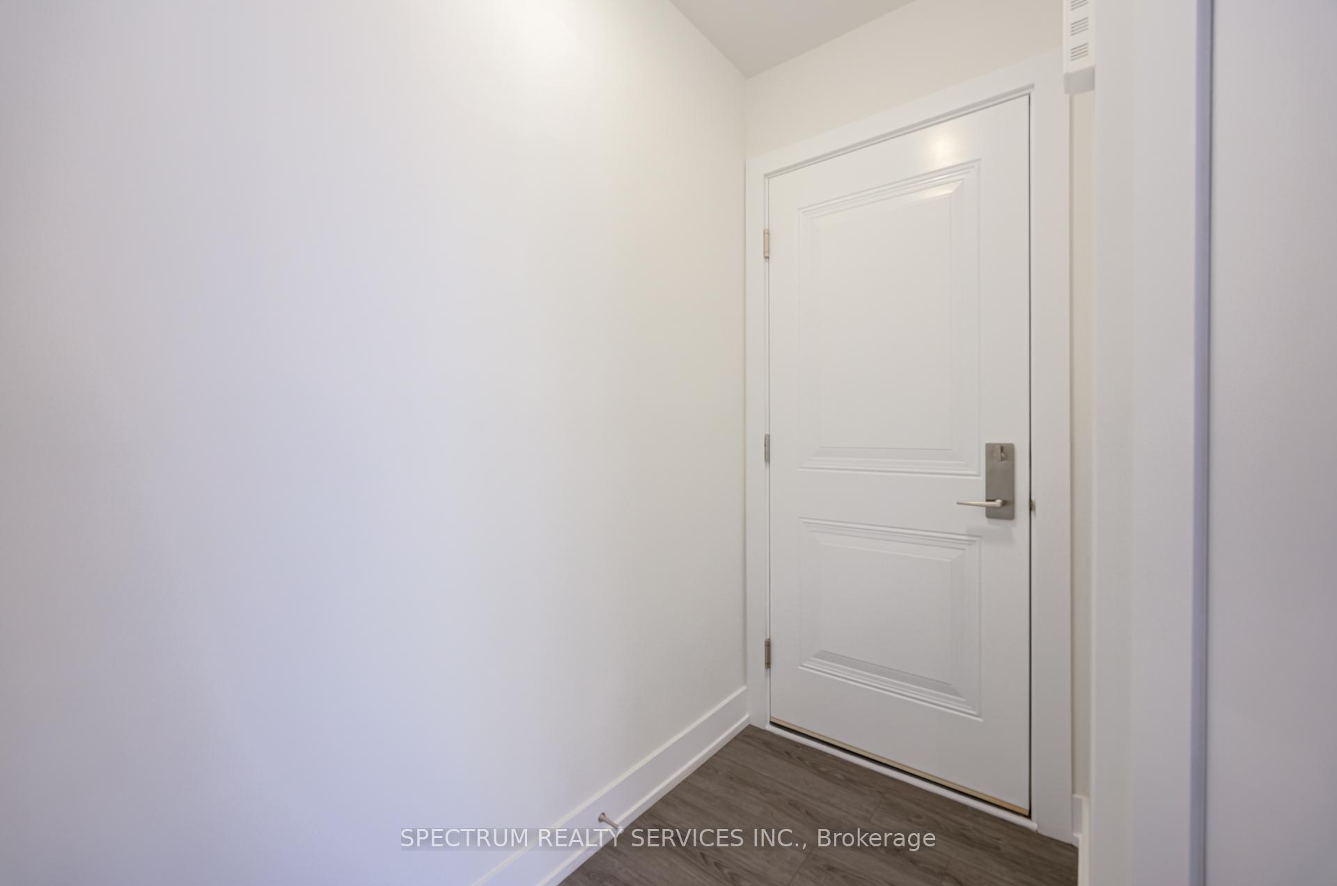 Photo 5 of Unit 3, 7 Phelps Lane, Richmond Hill, Oak Ridges — HOMEH