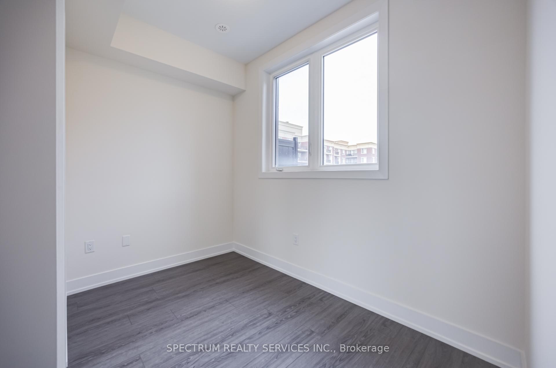 Photo 13 of Unit 3, 7 Phelps Lane, Richmond Hill, Oak Ridges — HOMEH