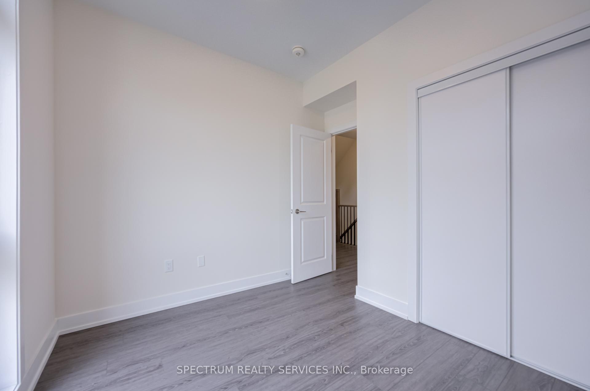 Photo 22 of Unit 3, 7 Phelps Lane, Richmond Hill, Oak Ridges — HOMEH
