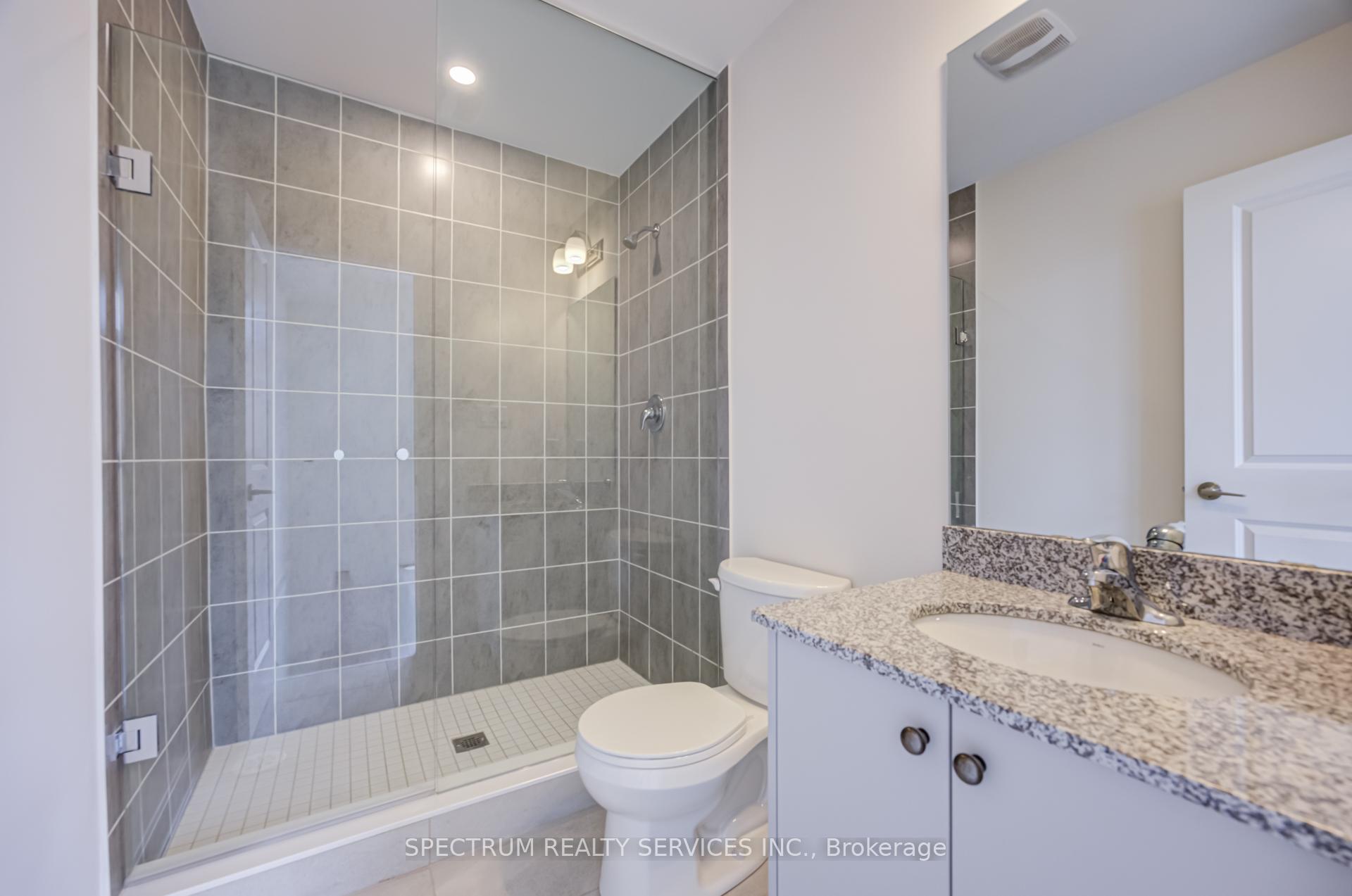 Photo 26 of Unit 3, 7 Phelps Lane, Richmond Hill, Oak Ridges — HOMEH