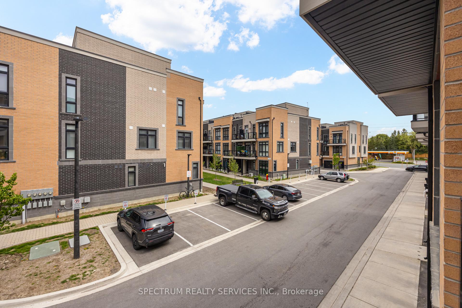 Photo 39 of Unit 3, 7 Phelps Lane, Richmond Hill, Oak Ridges — HOMEH
