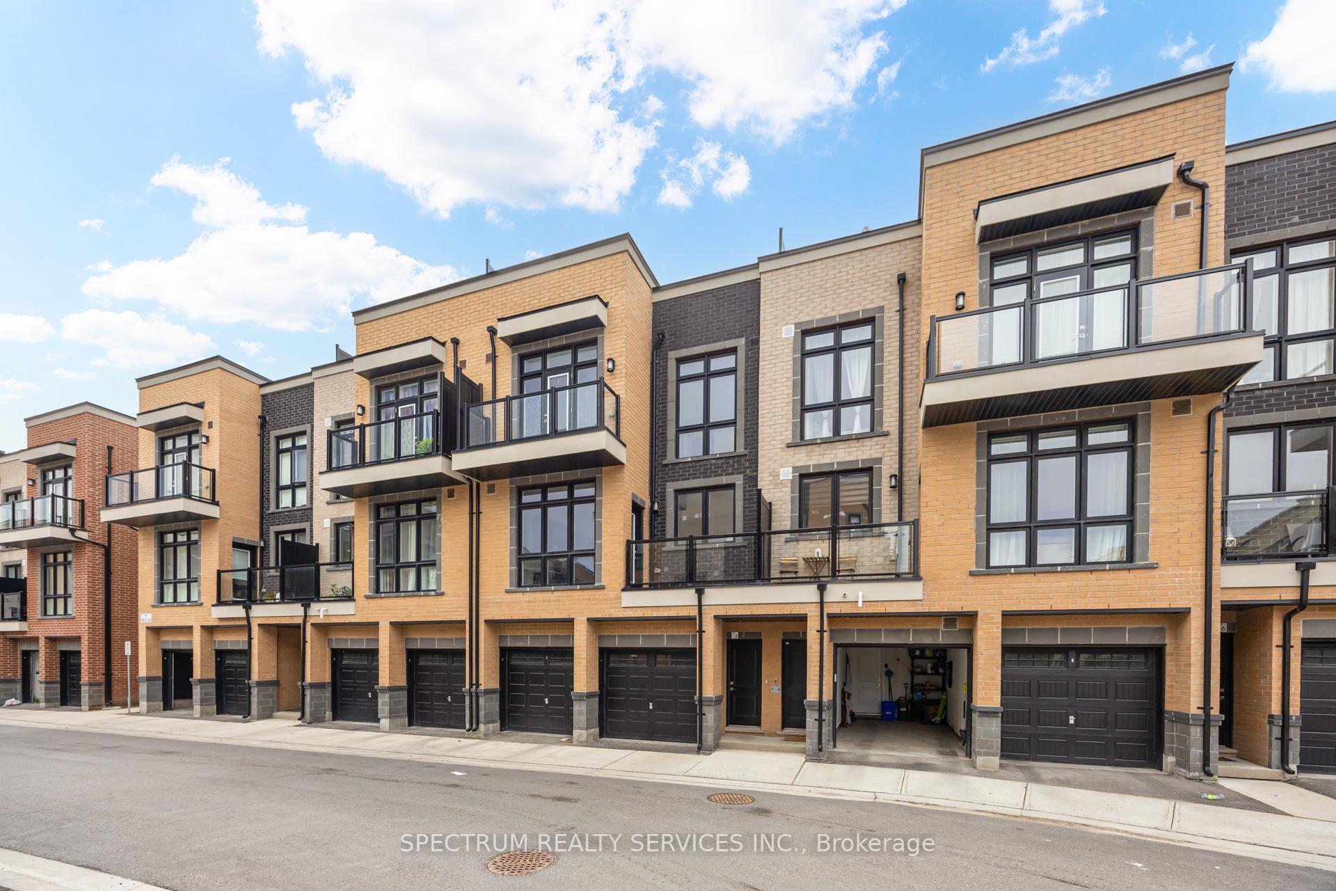 Photo 40 of Unit 3, 7 Phelps Lane, Richmond Hill, Oak Ridges — HOMEH