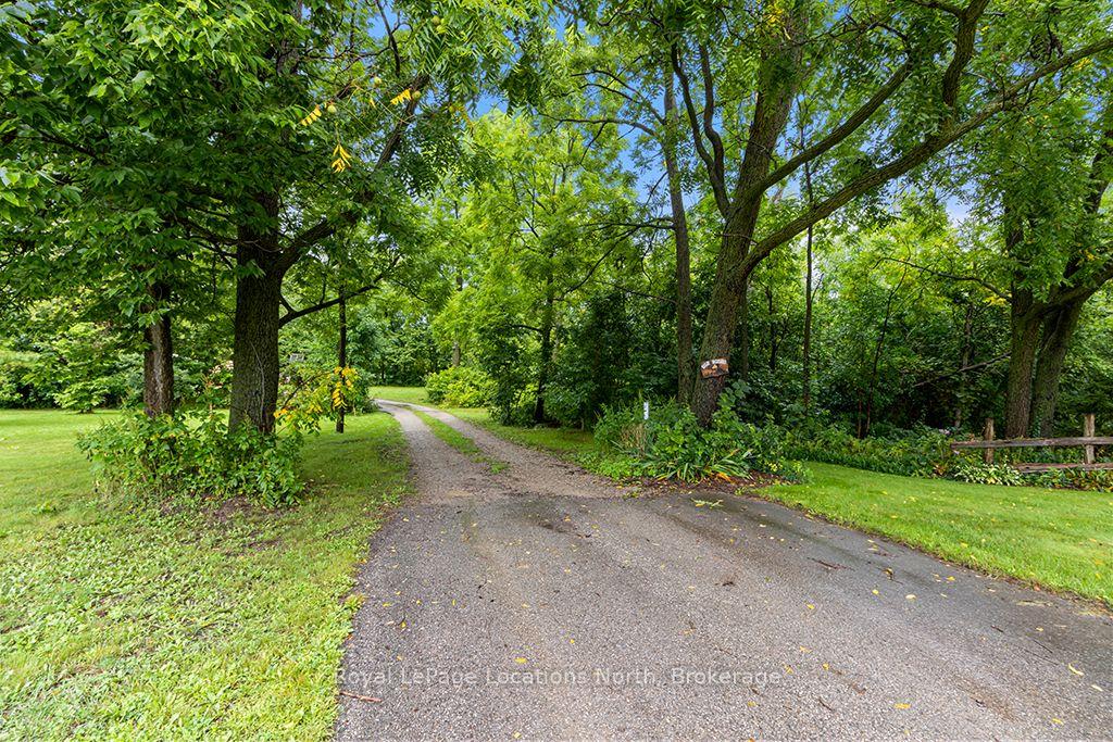 Photo 3 of 105 Craig Street, North Middlesex, Ailsa Craig — HOMEH
