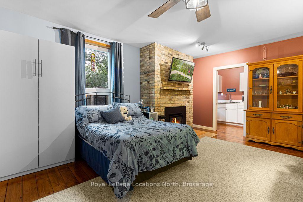 Photo 18 of 105 Craig Street, North Middlesex, Ailsa Craig — HOMEH