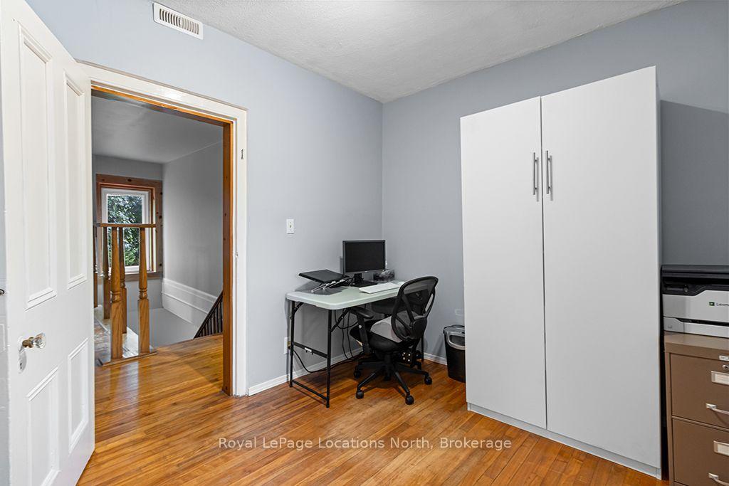 Photo 34 of 105 Craig Street, North Middlesex, Ailsa Craig — HOMEH