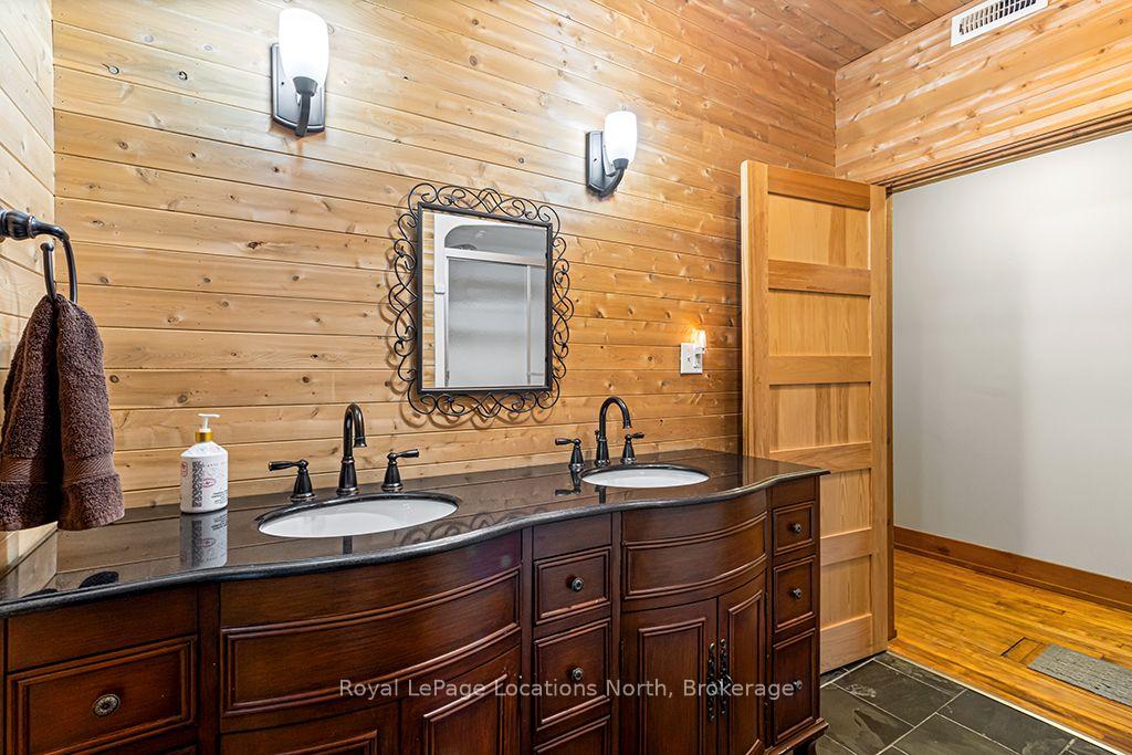 Photo 36 of 105 Craig Street, North Middlesex, Ailsa Craig — HOMEH