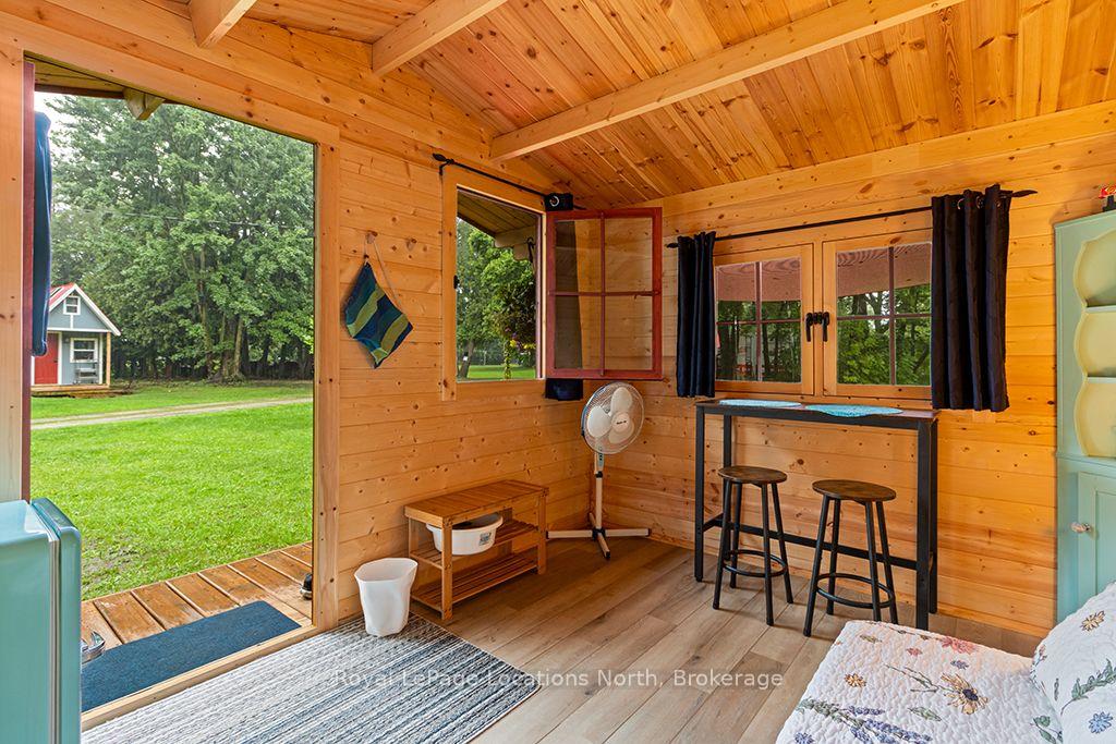 Photo 44 of 105 Craig Street, North Middlesex, Ailsa Craig — HOMEH