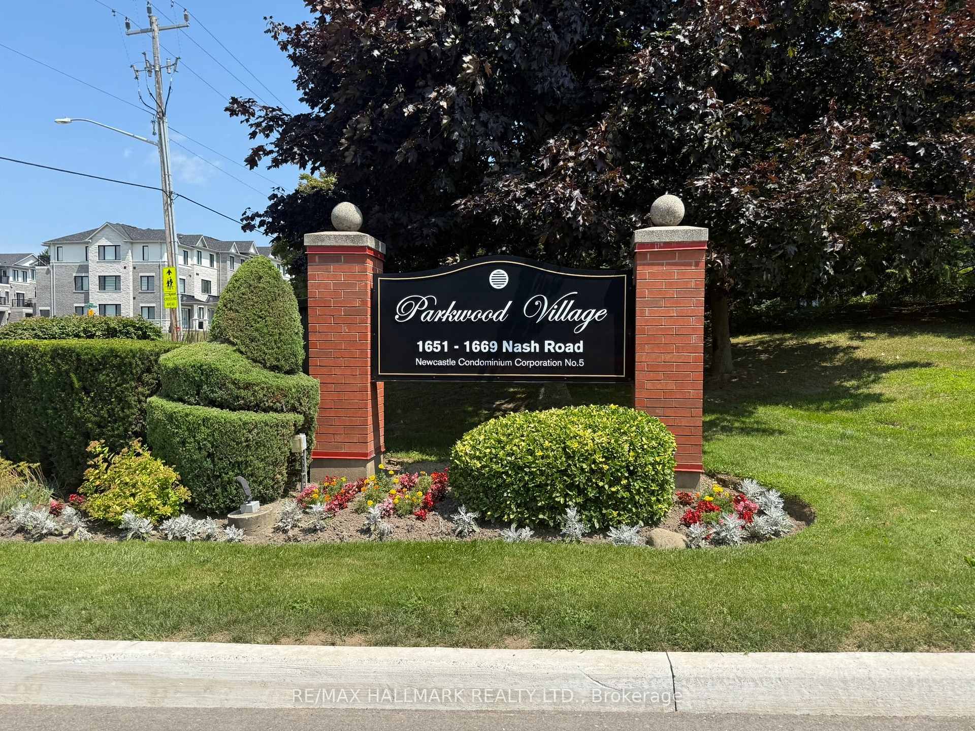 Photo 2 of Unit 46 (E11), 1665 Nash Road, Clarington, Courtice — HOMEH