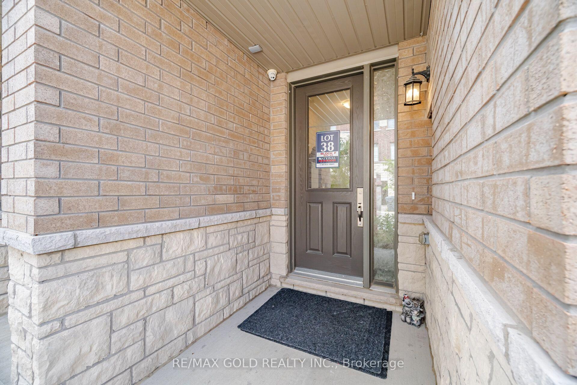 Photo 3 of 9 Arcola Street, Brampton, Goreway Drive Corridor — HOMEH