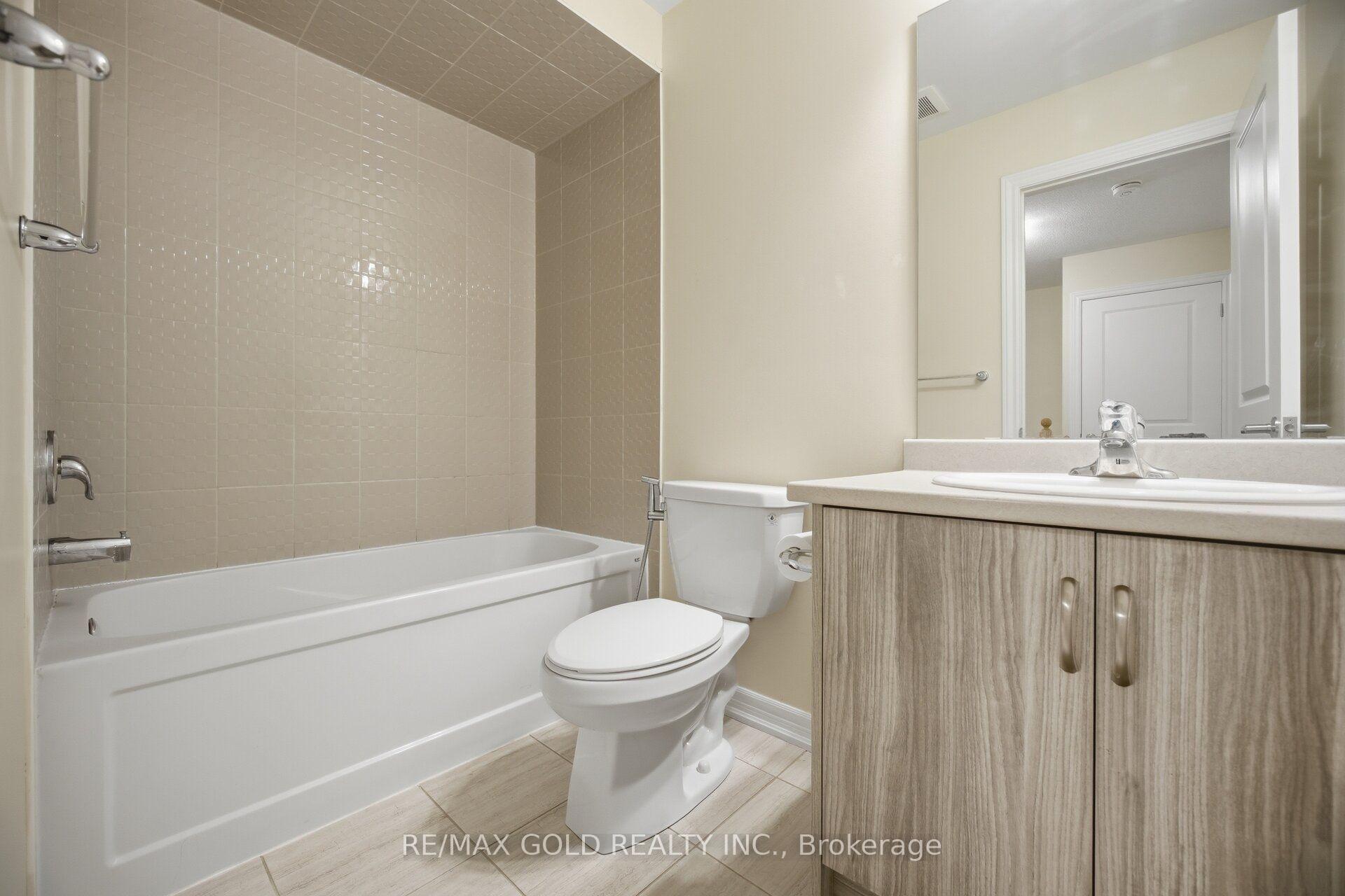 Photo 31 of 9 Arcola Street, Brampton, Goreway Drive Corridor — HOMEH