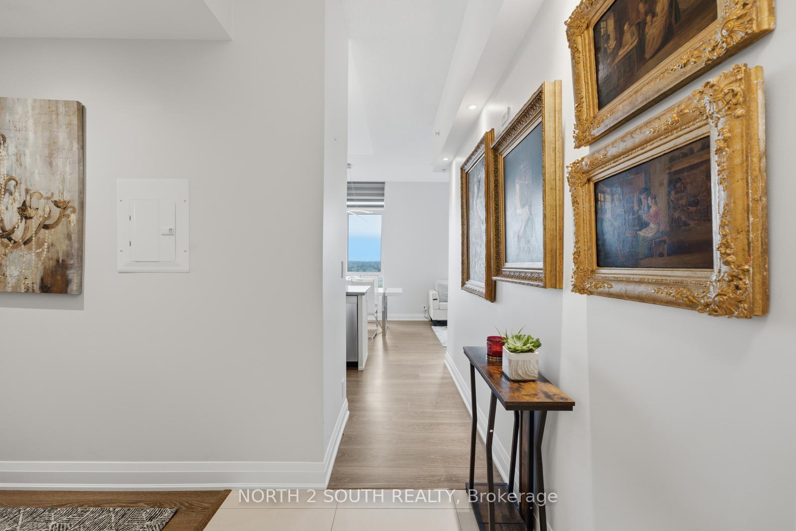 Photo 4 of Unit 1015, 12 Woodstream Boulevard, Vaughan, Vaughan Grove — HOMEH