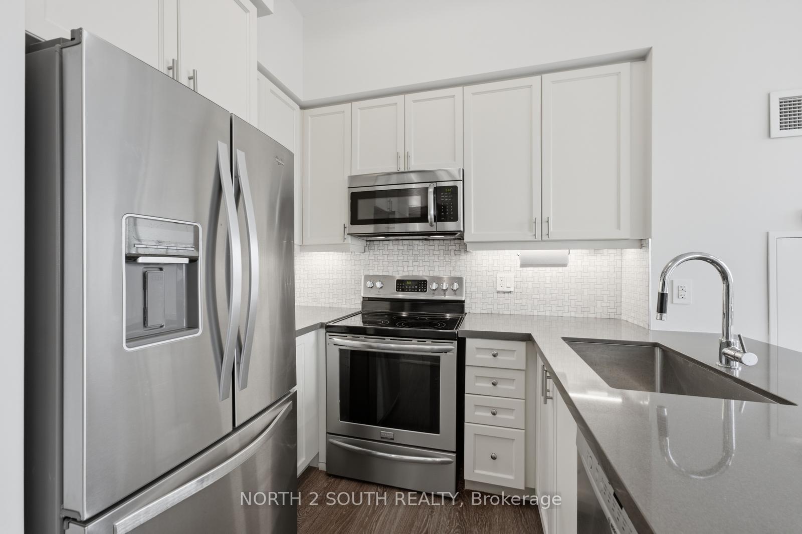 Photo 10 of Unit 1015, 12 Woodstream Boulevard, Vaughan, Vaughan Grove — HOMEH