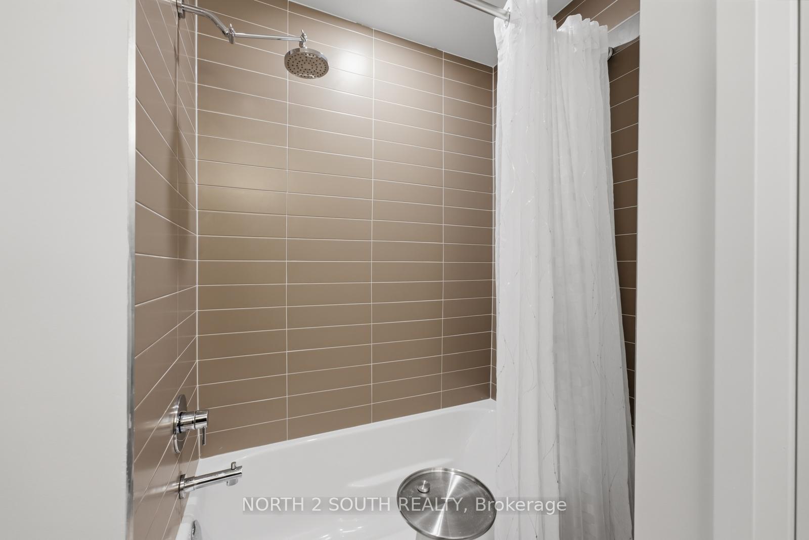 Photo 31 of Unit 1015, 12 Woodstream Boulevard, Vaughan, Vaughan Grove — HOMEH