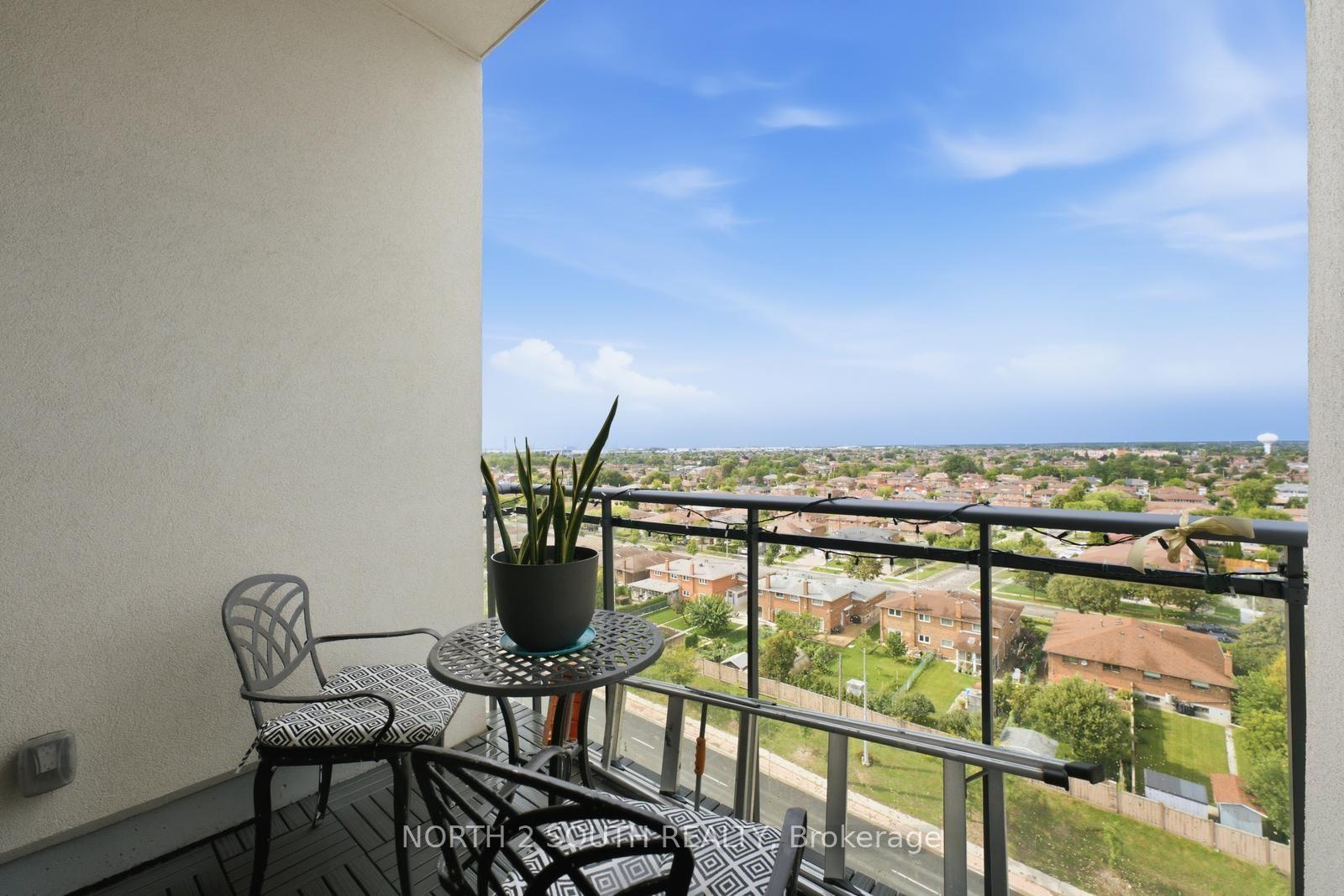 Photo 34 of Unit 1015, 12 Woodstream Boulevard, Vaughan, Vaughan Grove — HOMEH