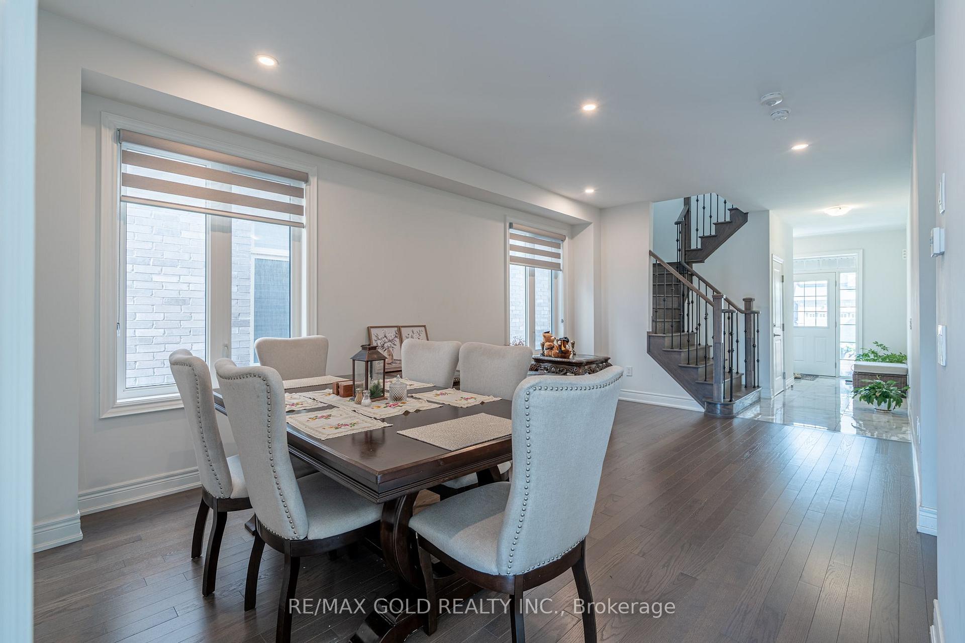 Photo 13 of 66 Puffin Crescent, Brampton, Sandringham-Wellington — HOMEH