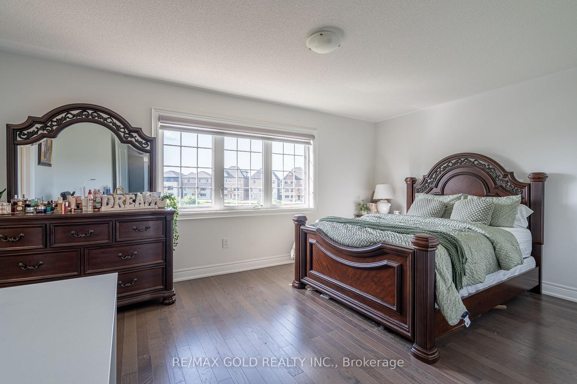 Photo 18 of 66 Puffin Crescent, Brampton, Sandringham-Wellington — HOMEH