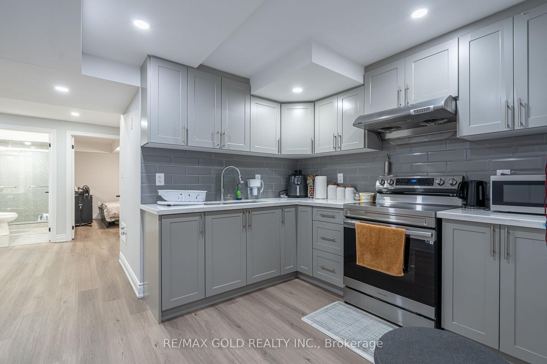Photo 35 of 66 Puffin Crescent, Brampton, Sandringham-Wellington — HOMEH