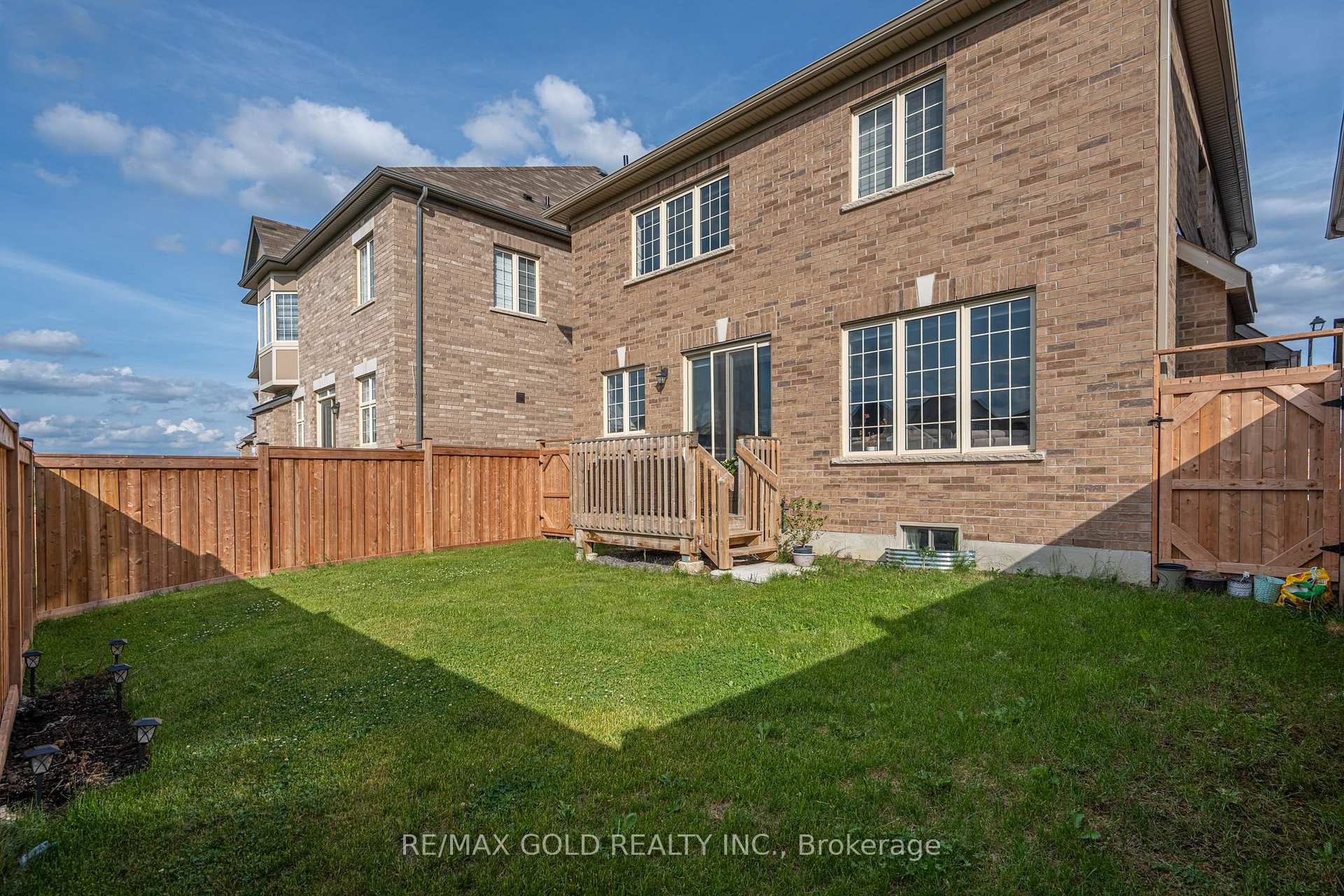Photo 40 of 66 Puffin Crescent, Brampton, Sandringham-Wellington — HOMEH