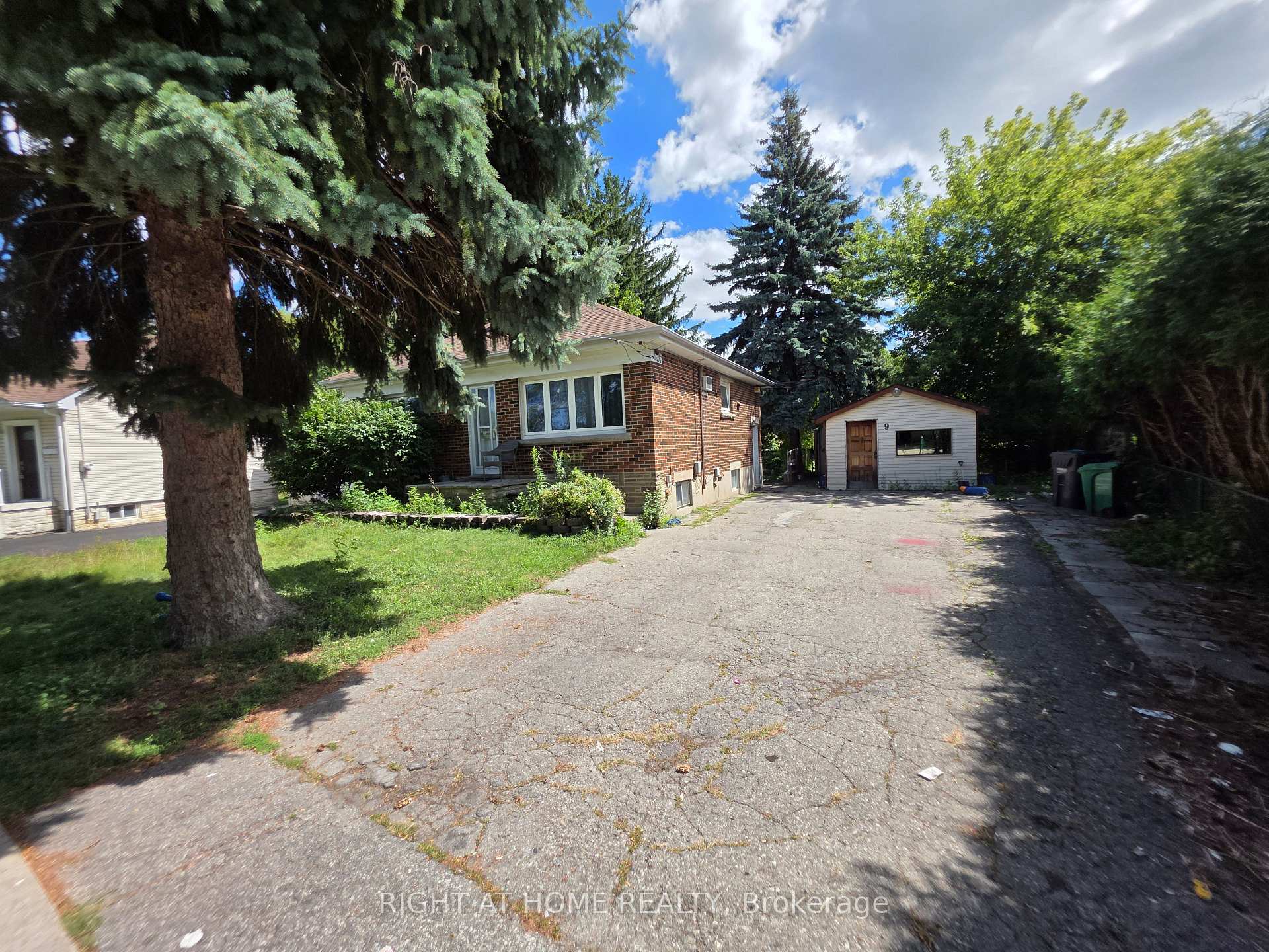 Photo of 9 Rogers Road