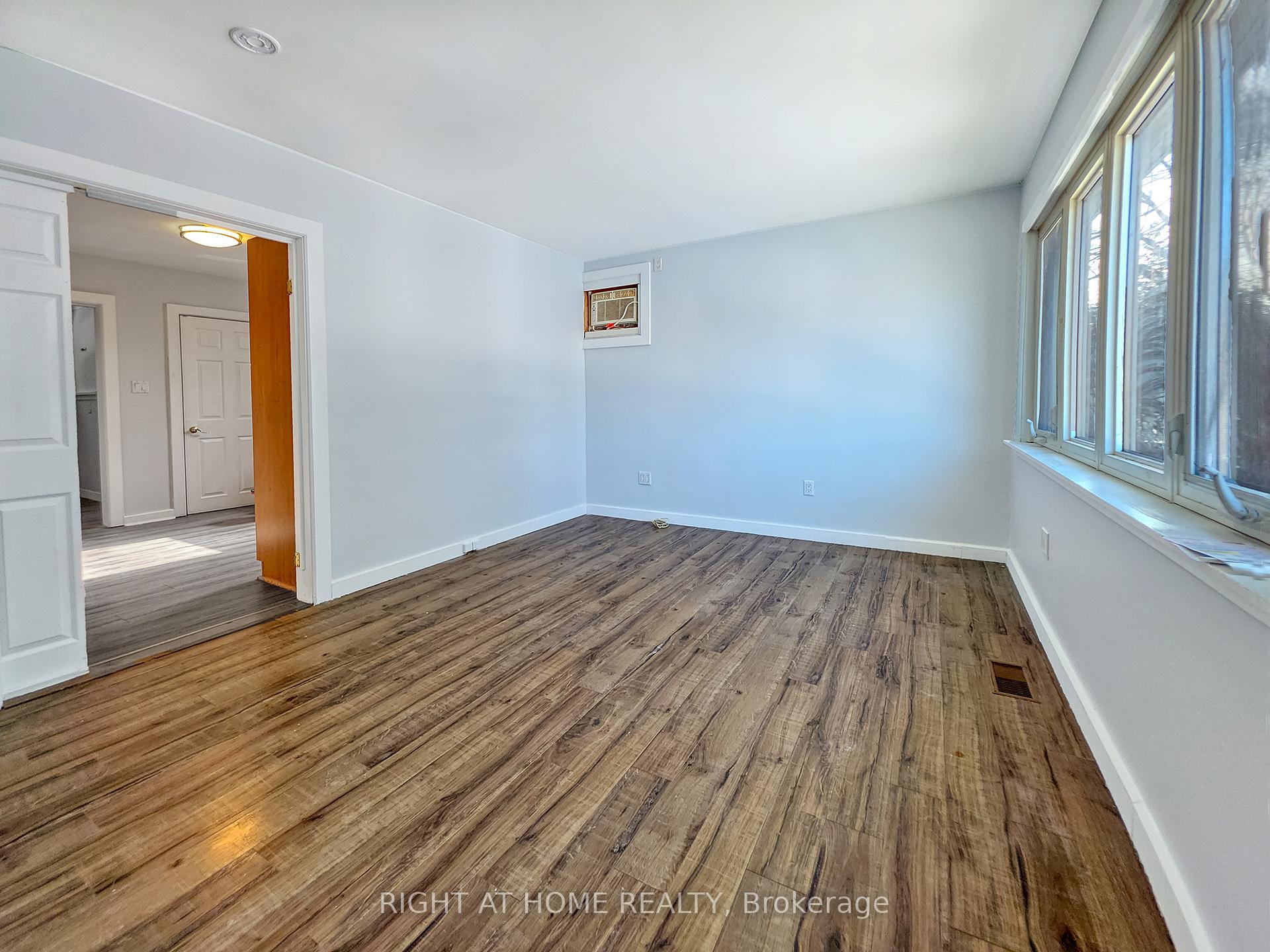 Photo 6 of 9 Rogers Road, Brampton, Brampton West — HOMEH