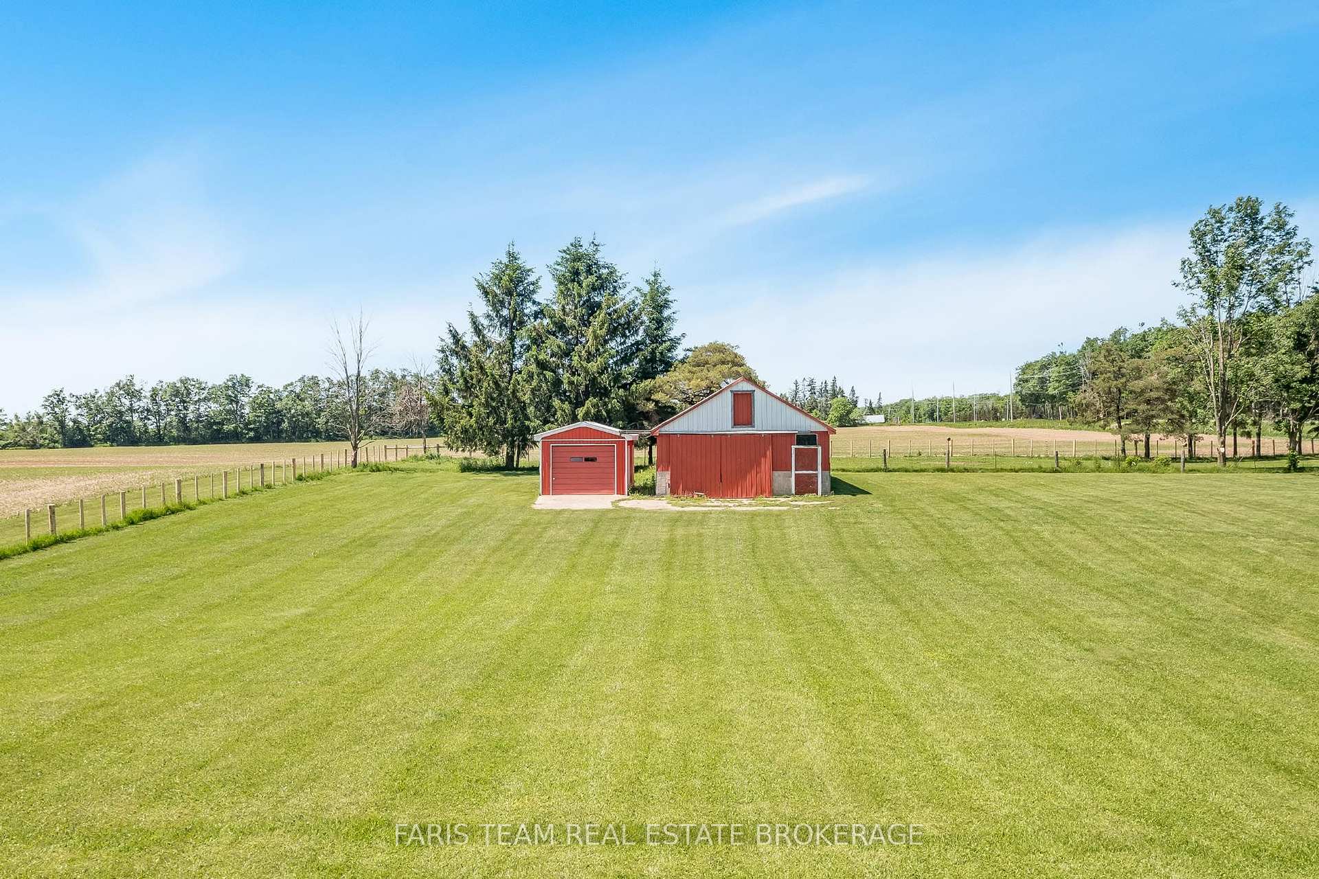 Photo 4 of 2966 George Johnston Road, Springwater, Rural Springwater — HOMEH