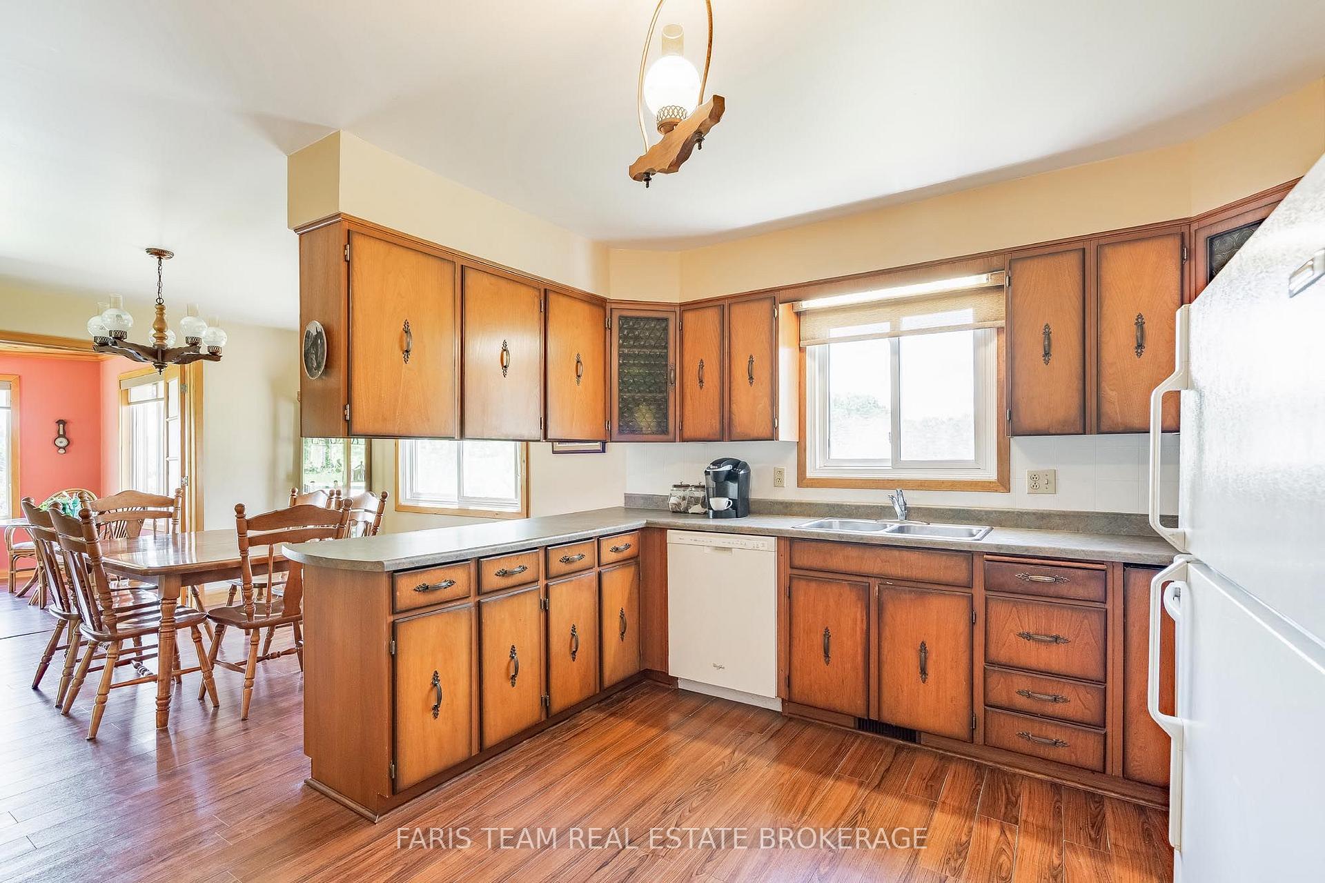 Photo 9 of 2966 George Johnston Road, Springwater, Rural Springwater — HOMEH