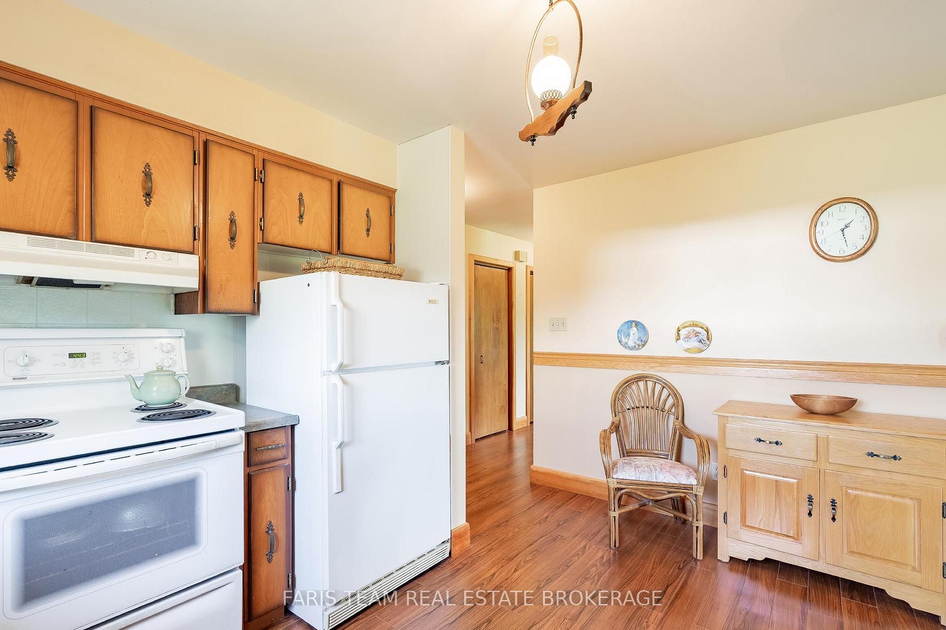 Photo 12 of 2966 George Johnston Road, Springwater, Rural Springwater — HOMEH