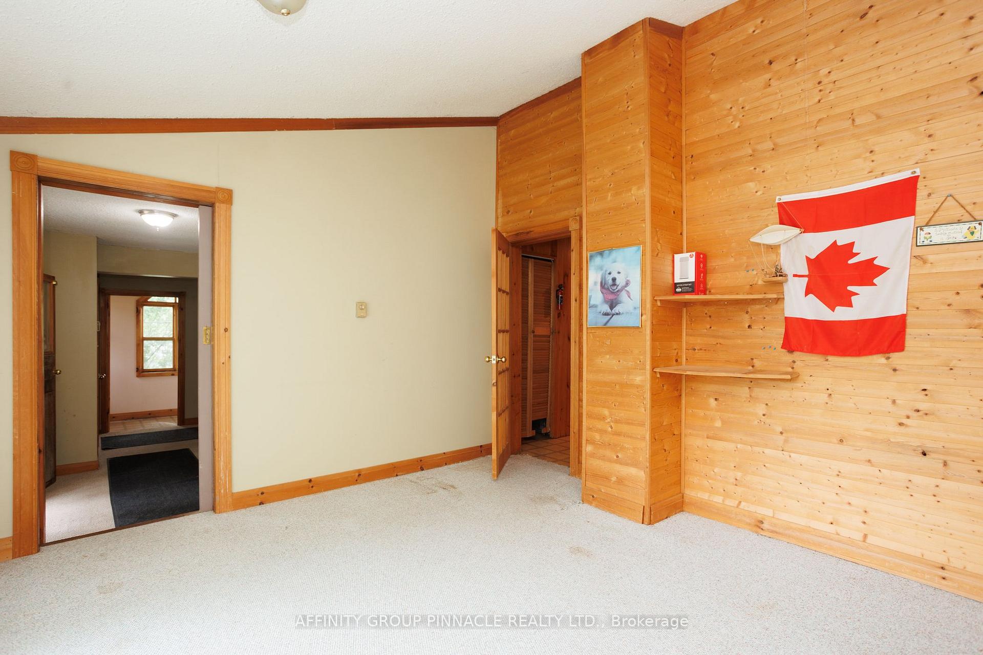 Photo 23 of 95 Bond Street E, Kawartha Lakes, Fenelon Falls — HOMEH