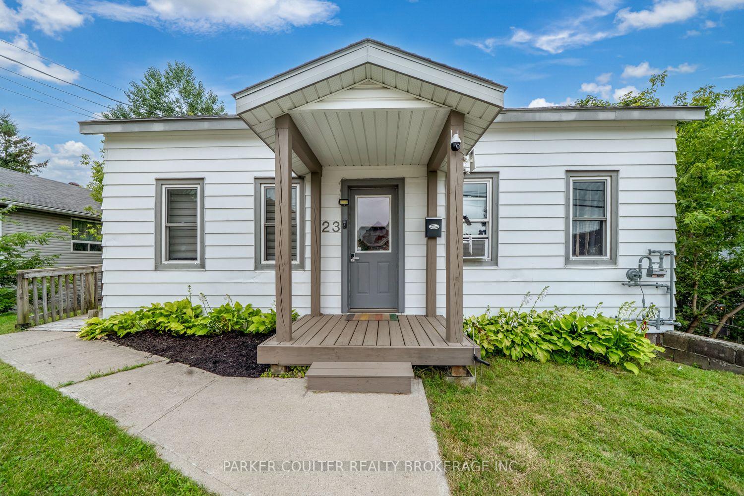 Photo 4 of 23 Miller Street, Parry Sound — HOMEH