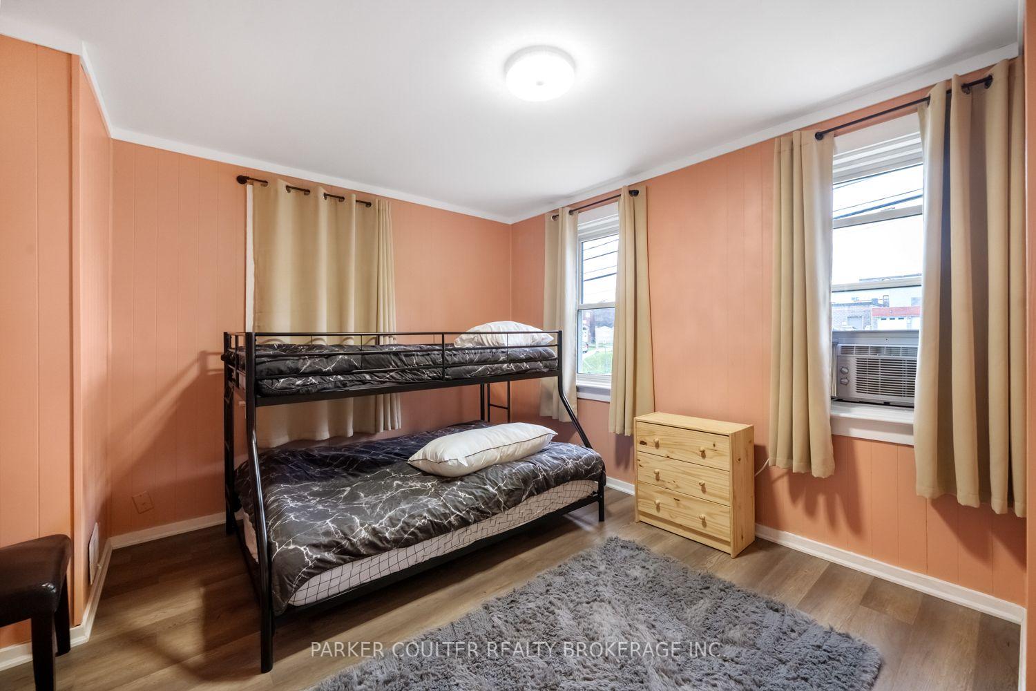 Photo 17 of 23 Miller Street, Parry Sound — HOMEH