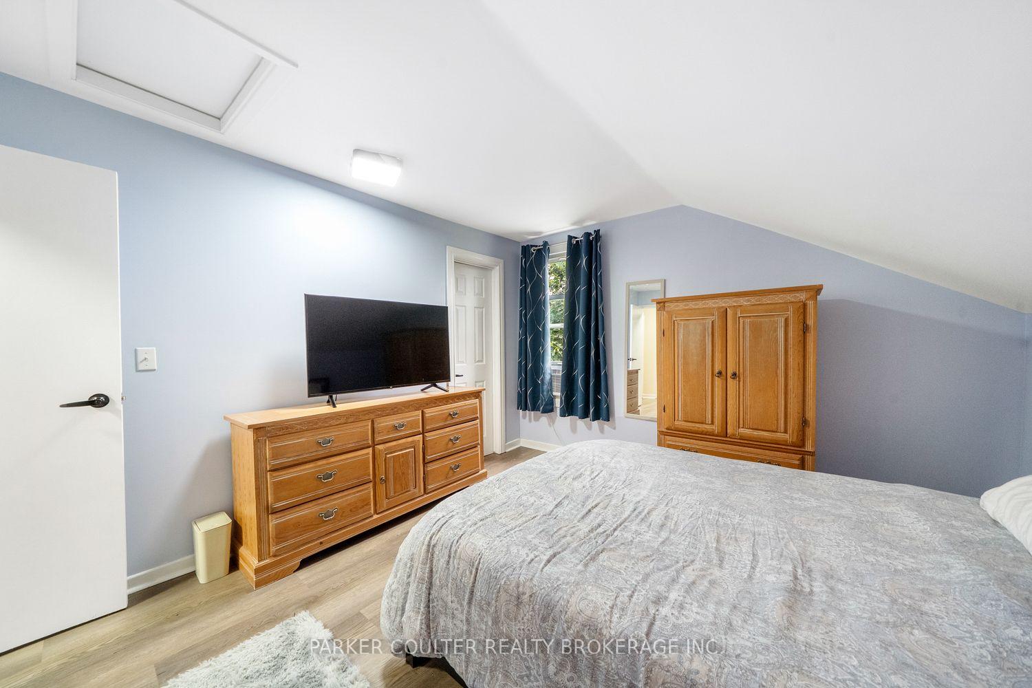 Photo 22 of 23 Miller Street, Parry Sound — HOMEH