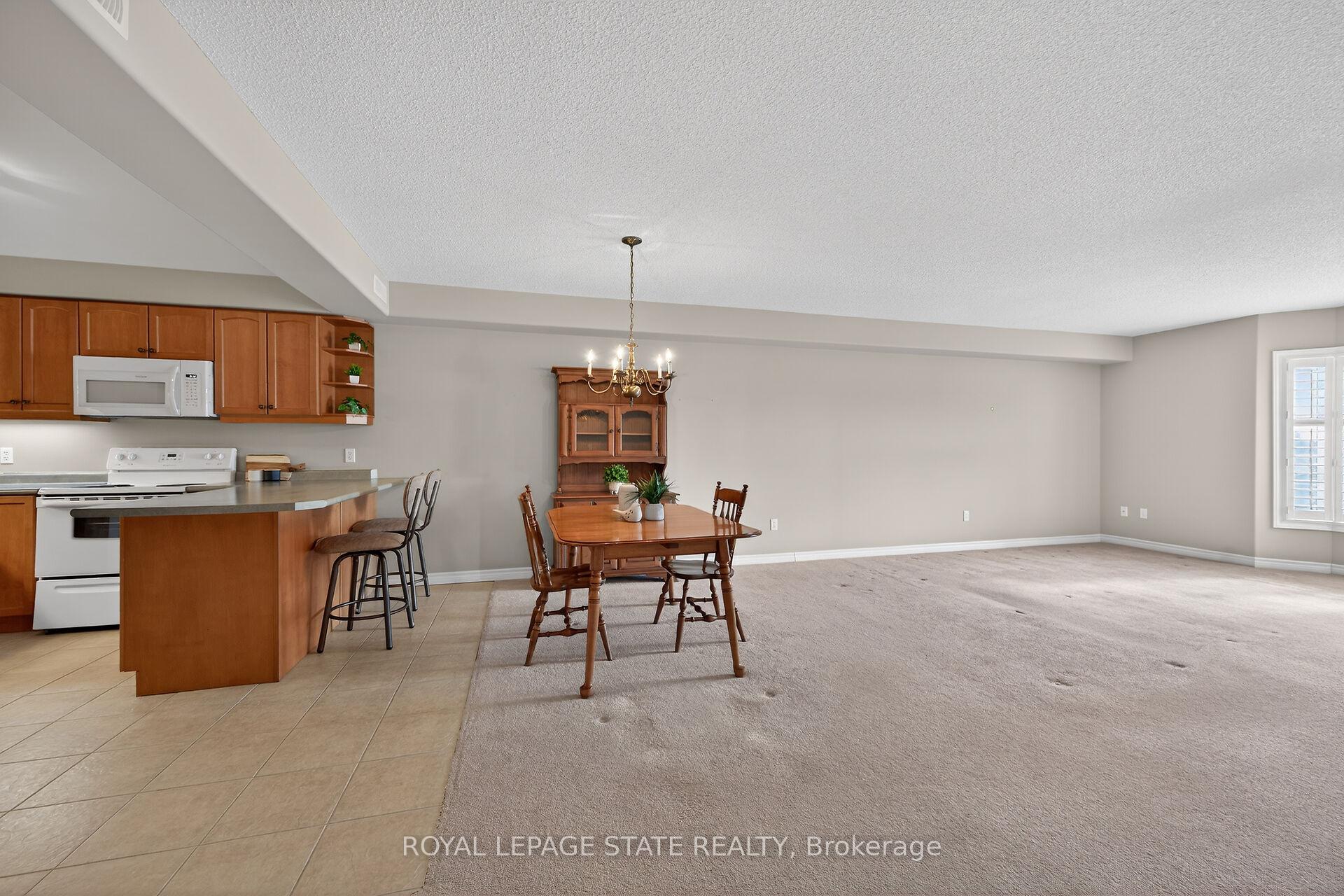 Photo 13 of Unit 308, 908 Mohawk Road E, Hamilton, Lisgar — HOMEH