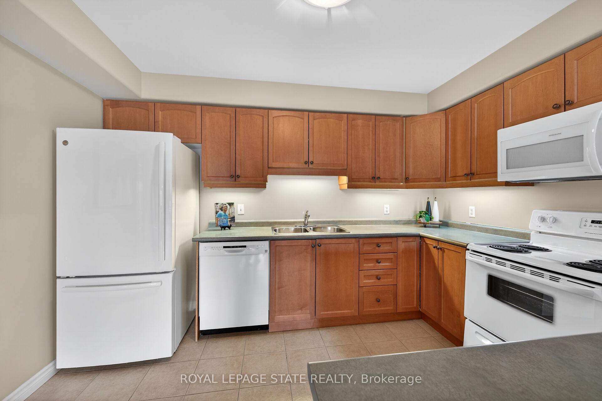 Photo 29 of Unit 308, 908 Mohawk Road E, Hamilton, Lisgar — HOMEH
