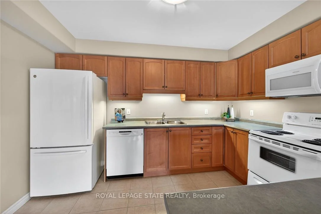Photo 32 of Unit 308, 908 Mohawk Road E, Hamilton, Lisgar — HOMEH