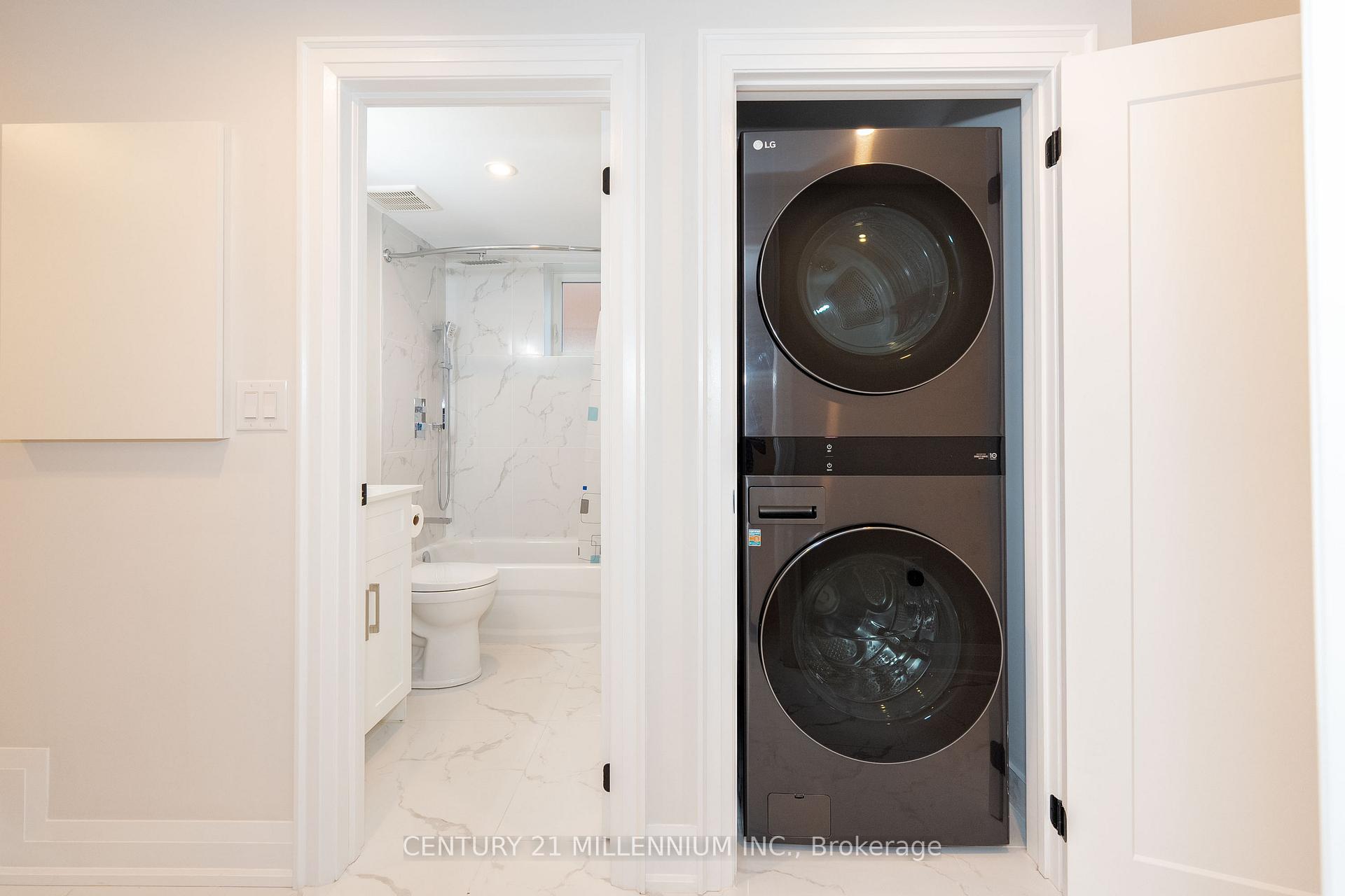 Photo 8 of Unit C, 31 Mariposa Avenue, Toronto, Rockcliffe-Smythe — HOMEH