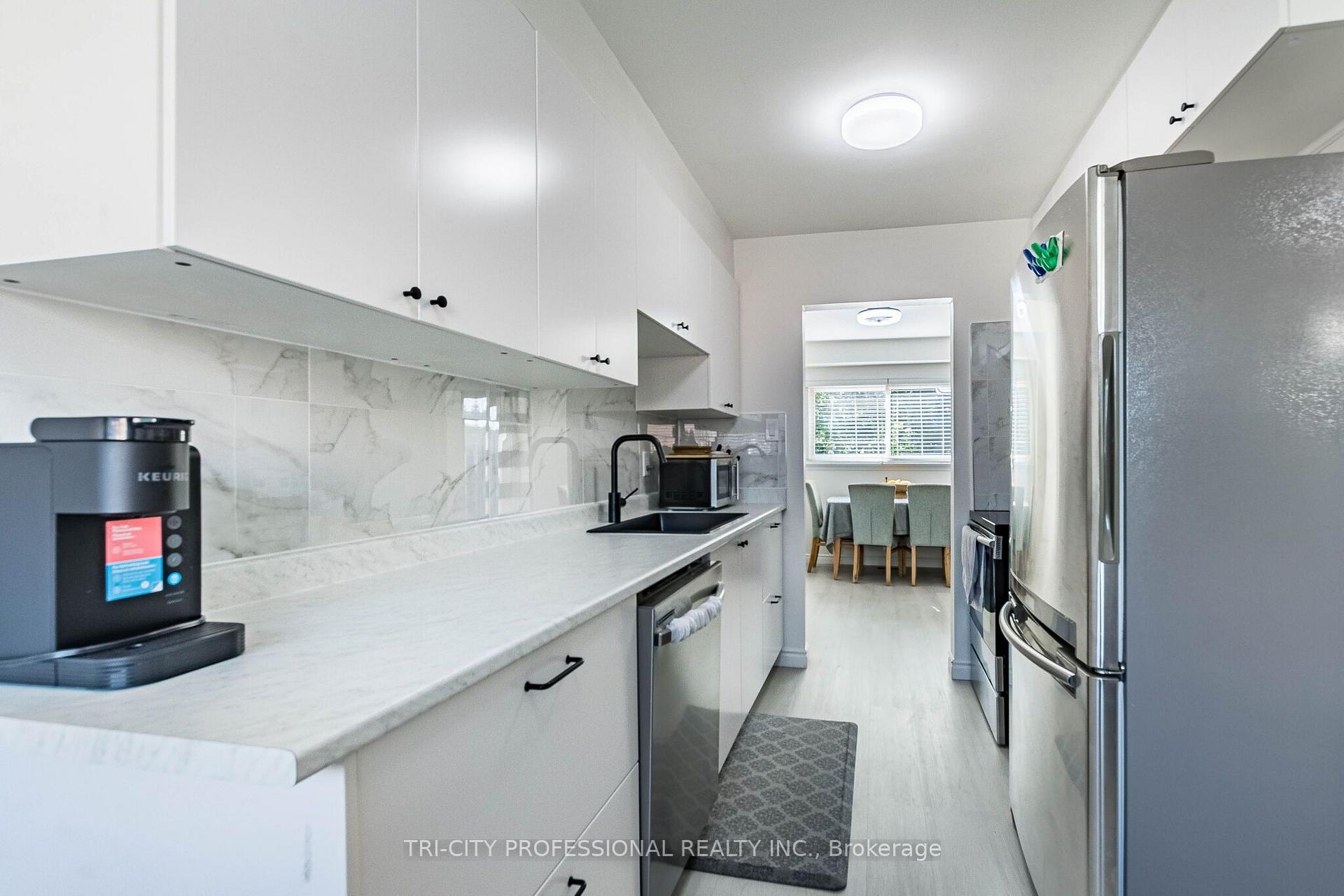 Photo 19 of 25 Craigleigh Crescent, Brampton, Avondale — HOMEH