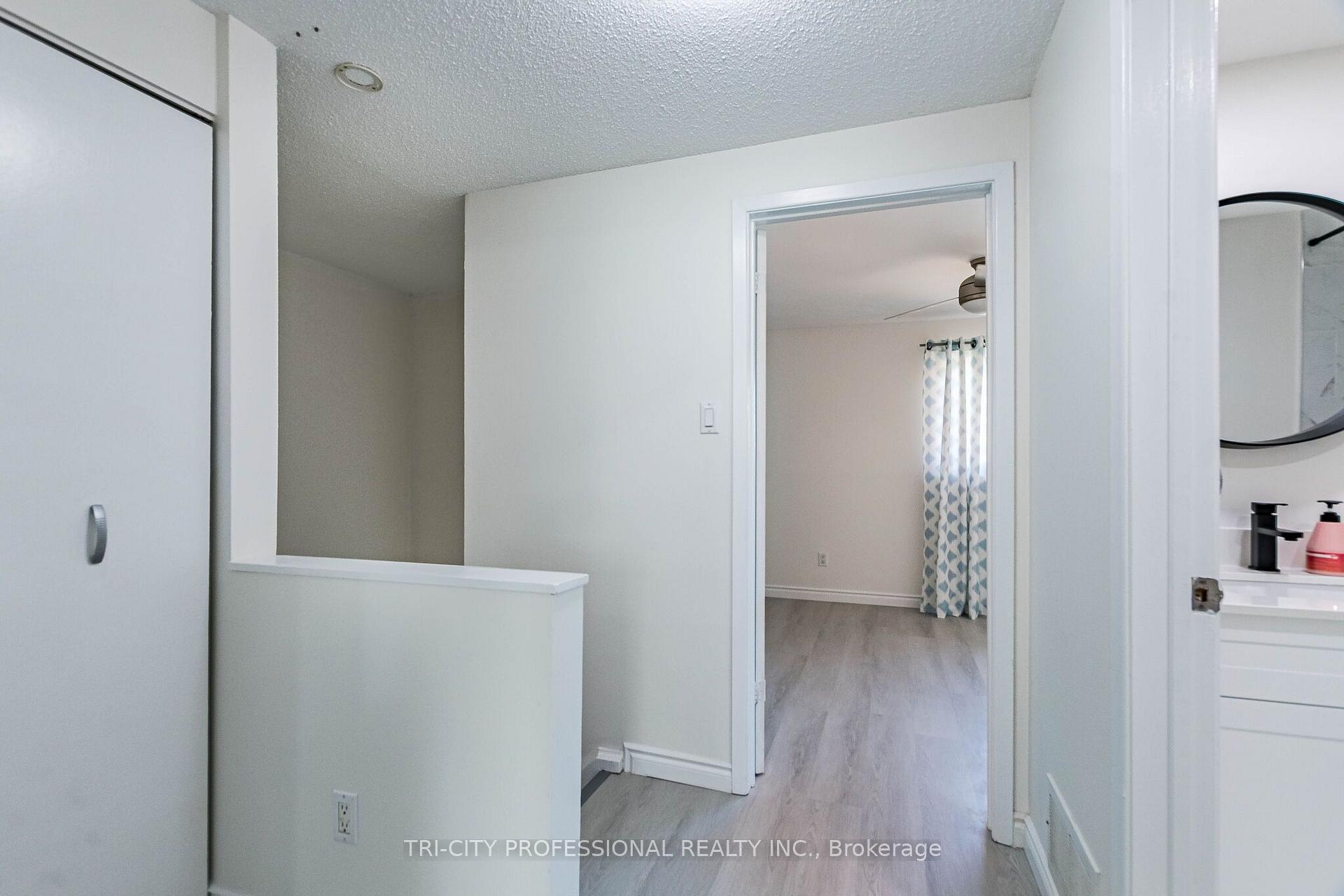 Photo 34 of 25 Craigleigh Crescent, Brampton, Avondale — HOMEH