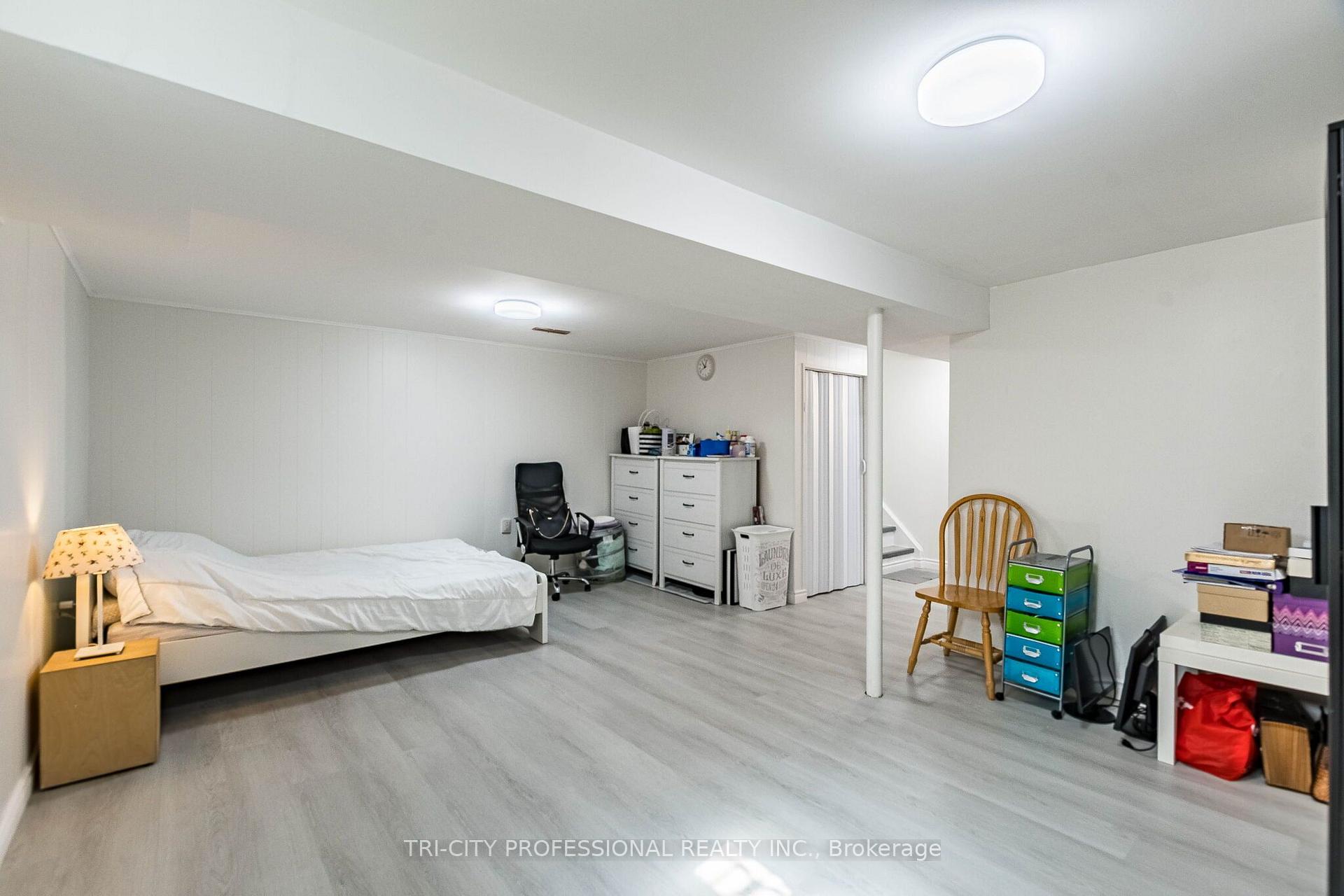 Photo 39 of 25 Craigleigh Crescent, Brampton, Avondale — HOMEH