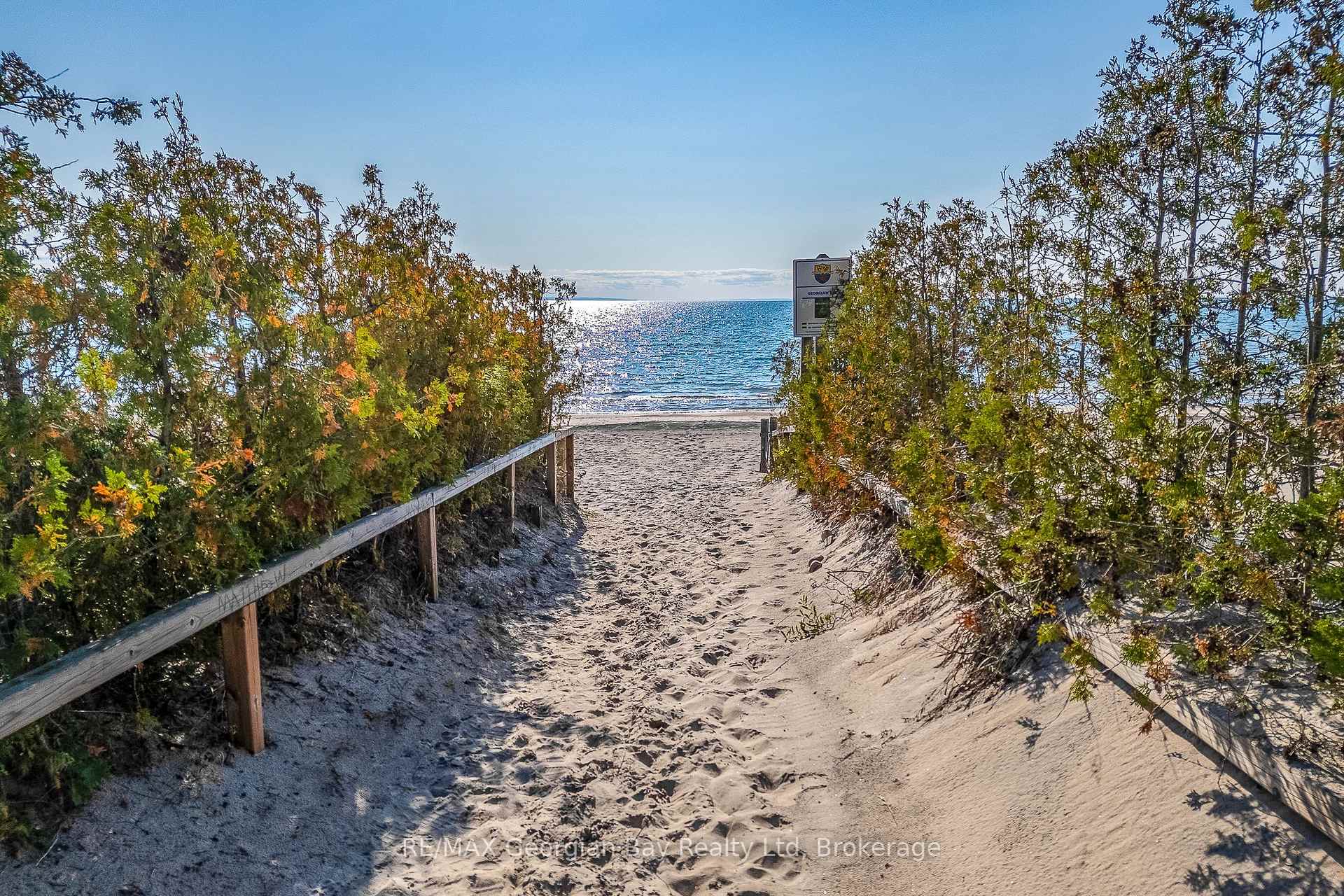 Photo 6 of 68 Tiny Beaches Road S, Tiny, Rural Tiny — HOMEH