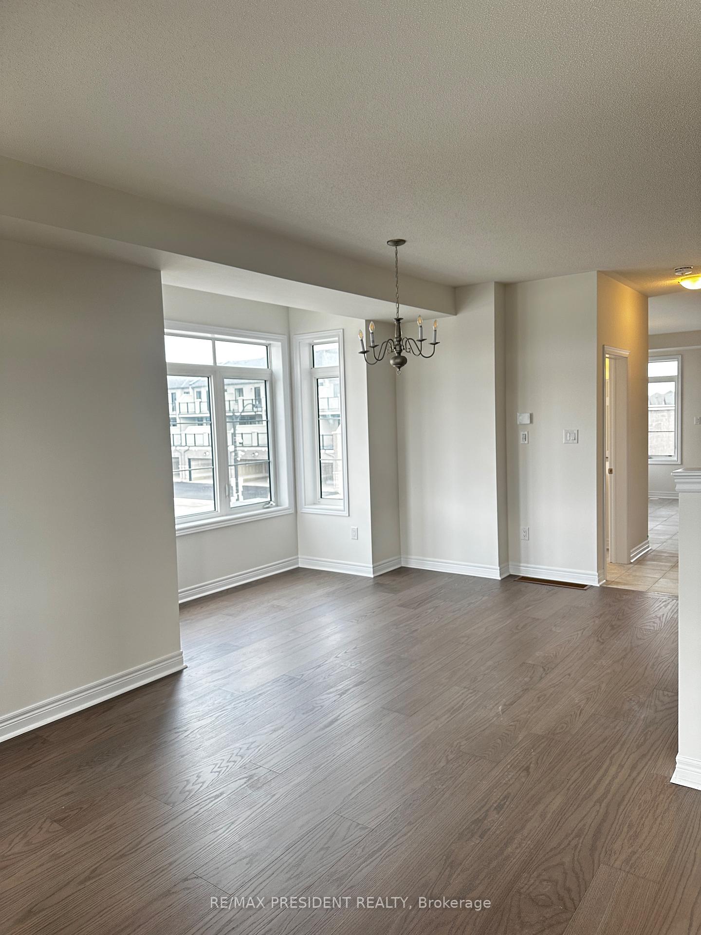 Photo 14 of 98 Claremont Road, Brampton, Sandringham-Wellington North — HOMEH