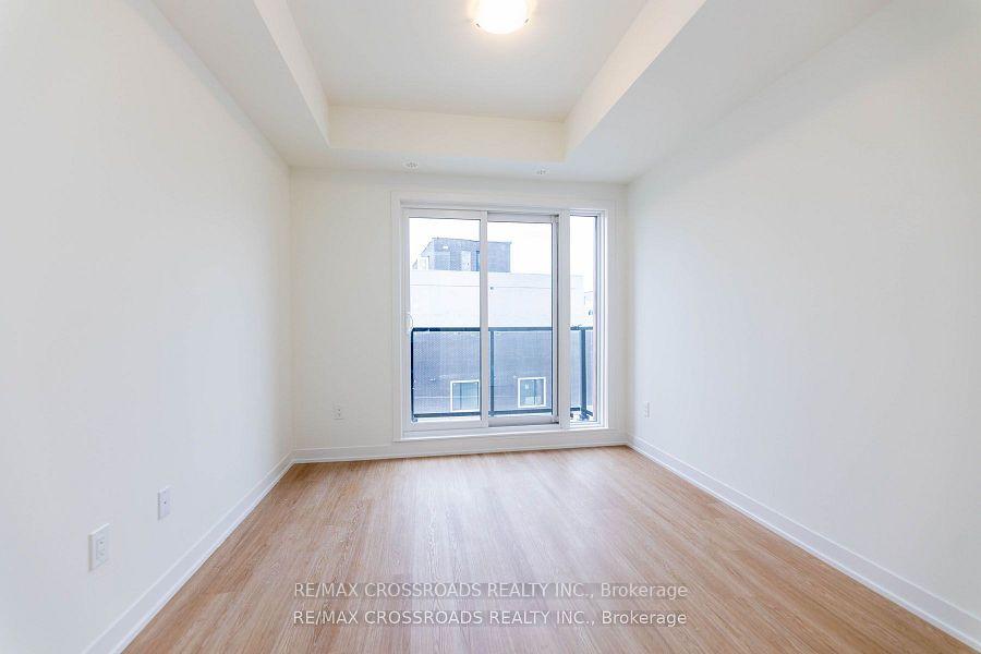 Photo 11 of Unit 1212, 10 David Eyer Road E, Richmond Hill, Rural Richmond Hill — HOMEH