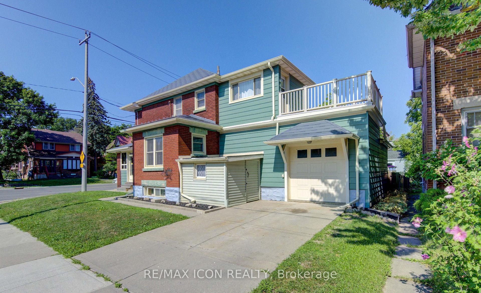 Photo 2 of 224 Weber Street E, Kitchener, King East — HOMEH
