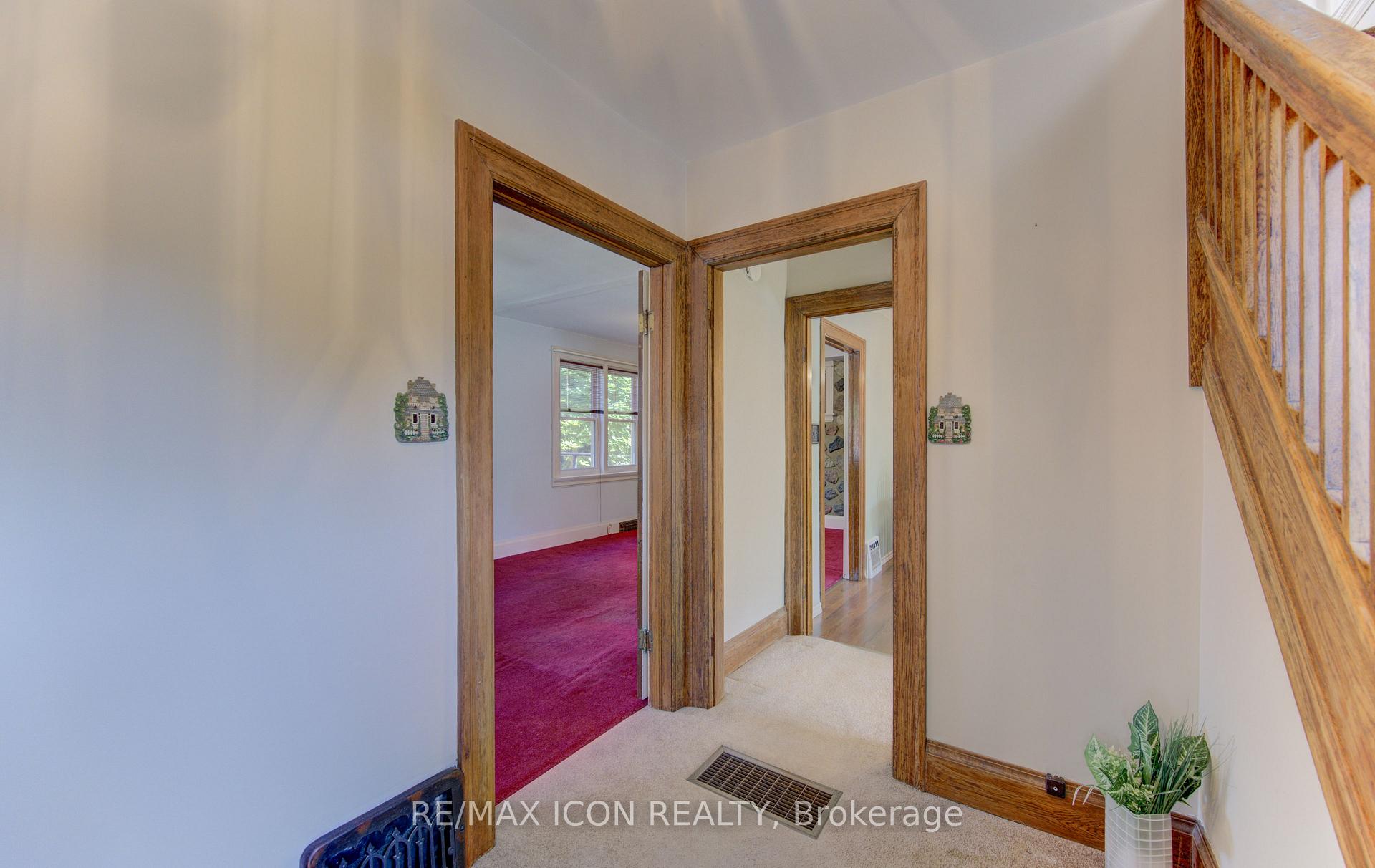 Photo 11 of 224 Weber Street E, Kitchener, King East — HOMEH