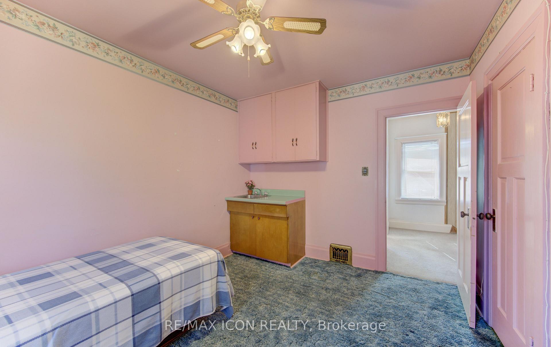 Photo 28 of 224 Weber Street E, Kitchener, King East — HOMEH