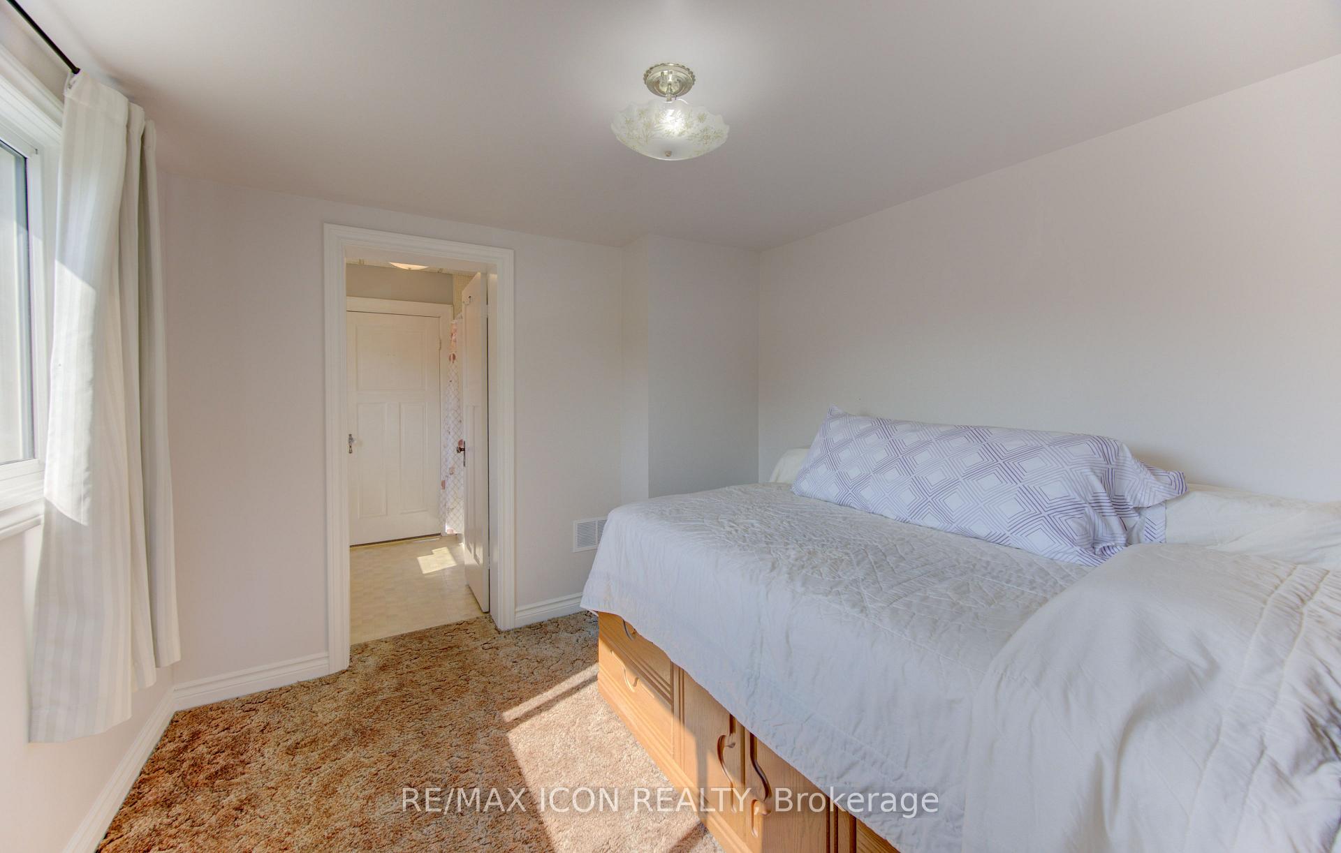 Photo 35 of 224 Weber Street E, Kitchener, King East — HOMEH