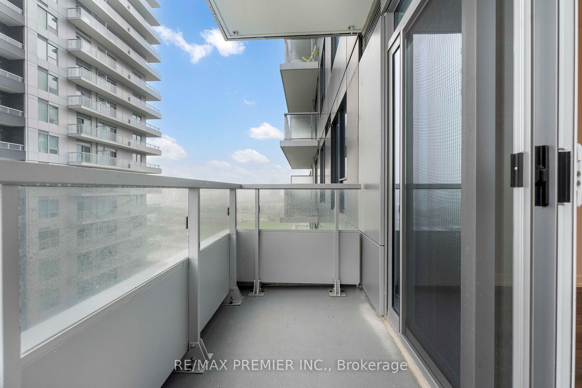 Photo 6 of Unit 1306A, 5 Meadowdale Road, Vaughan, Vaughan Corporate Centre — HOMEH