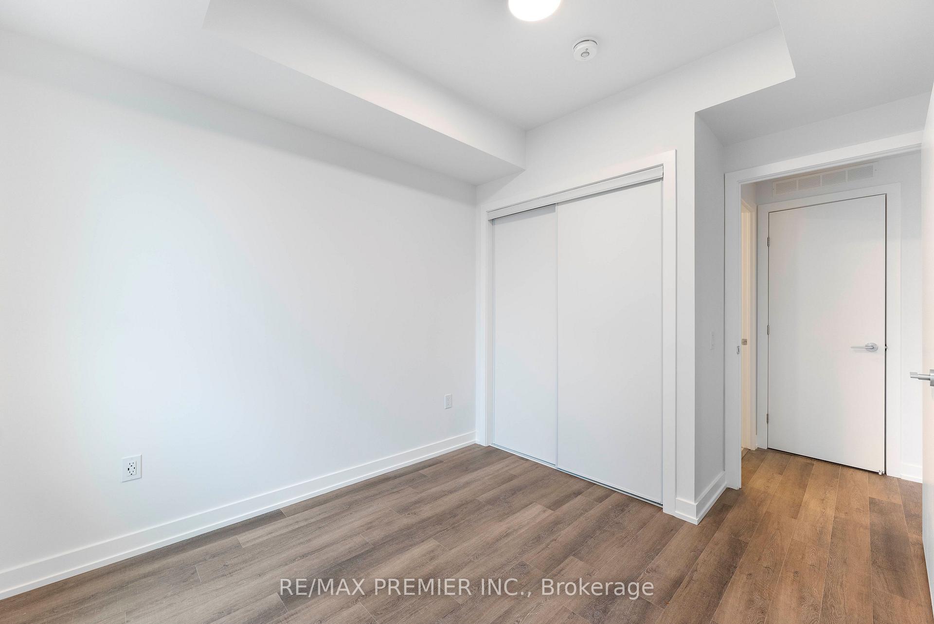 Photo 8 of Unit 1306A, 5 Meadowdale Road, Vaughan, Vaughan Corporate Centre — HOMEH