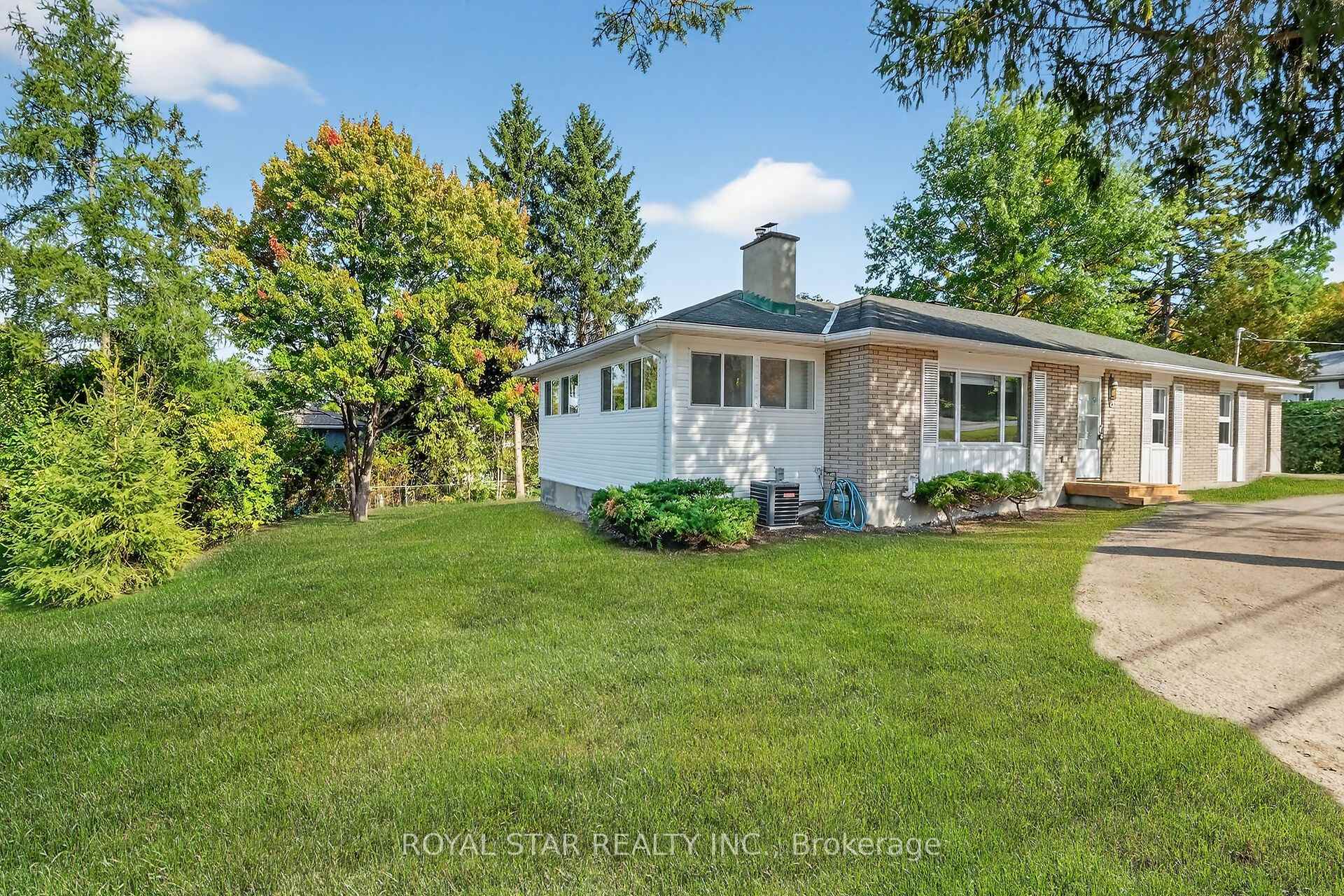 Photo 3 of 10 Delong Drive, Ottawa, Beacon Hill North — HOMEH