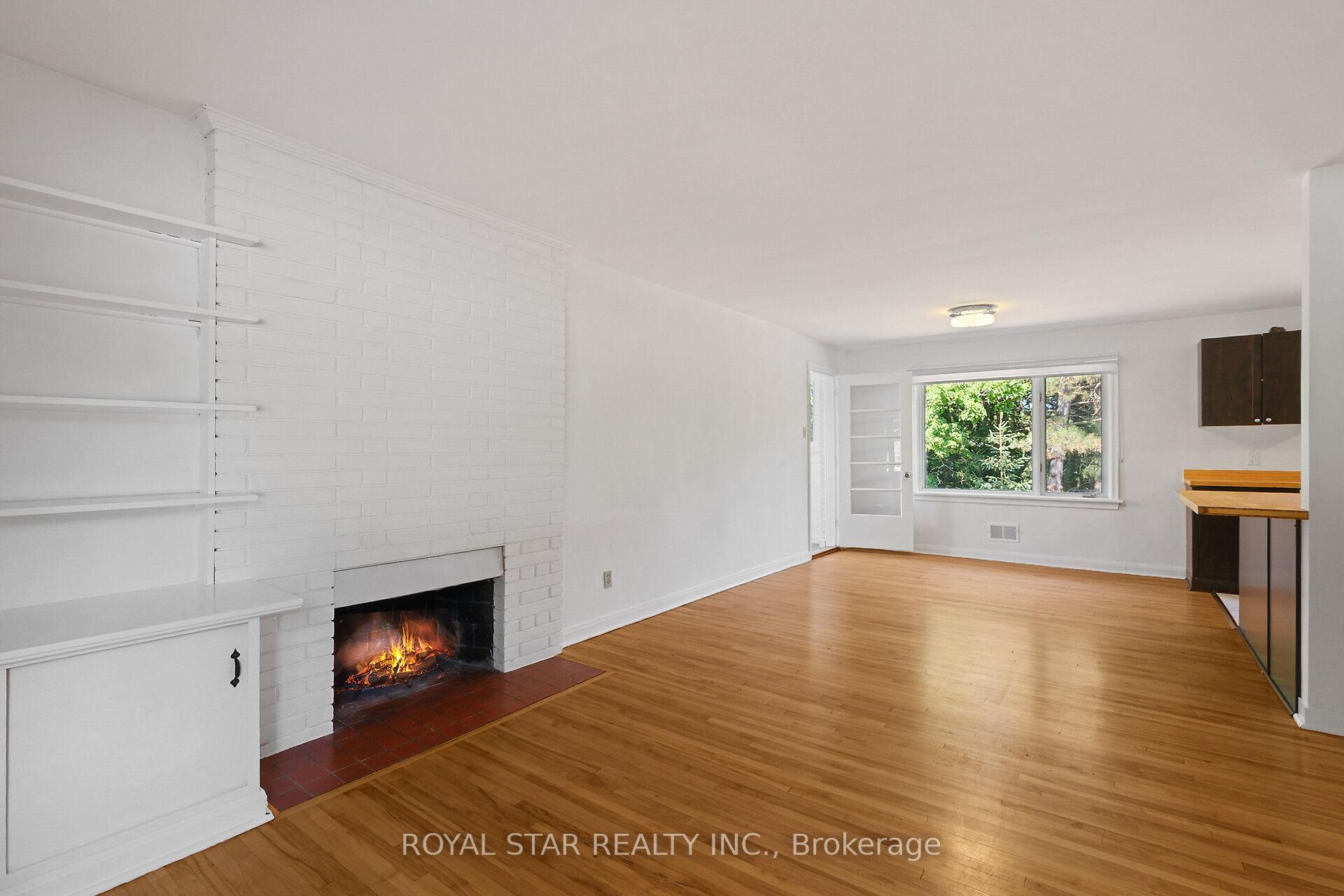 Photo 9 of 10 Delong Drive, Ottawa, Beacon Hill North — HOMEH