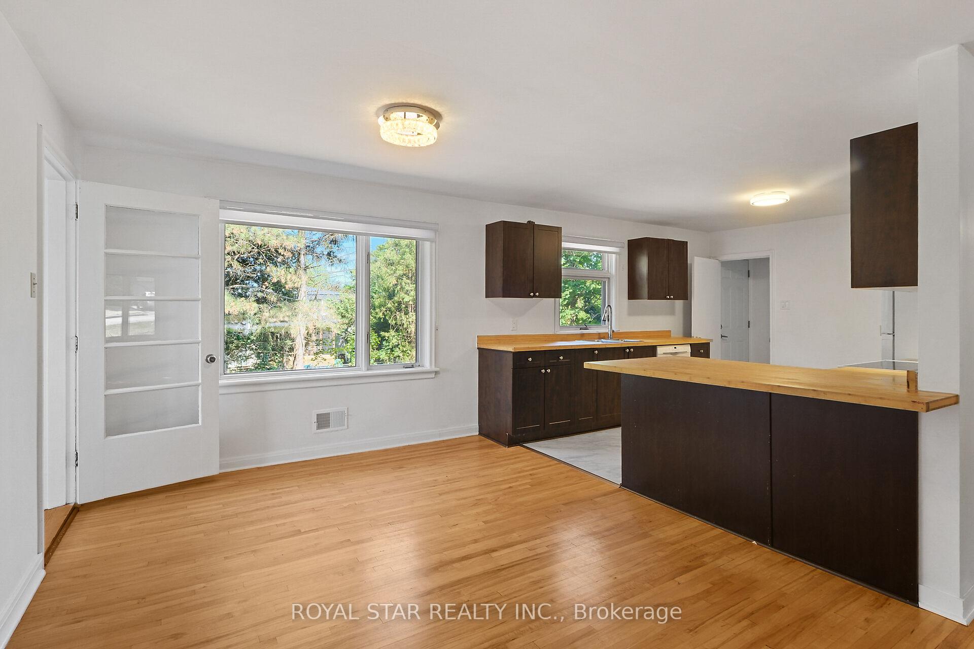Photo 12 of 10 Delong Drive, Ottawa, Beacon Hill North — HOMEH